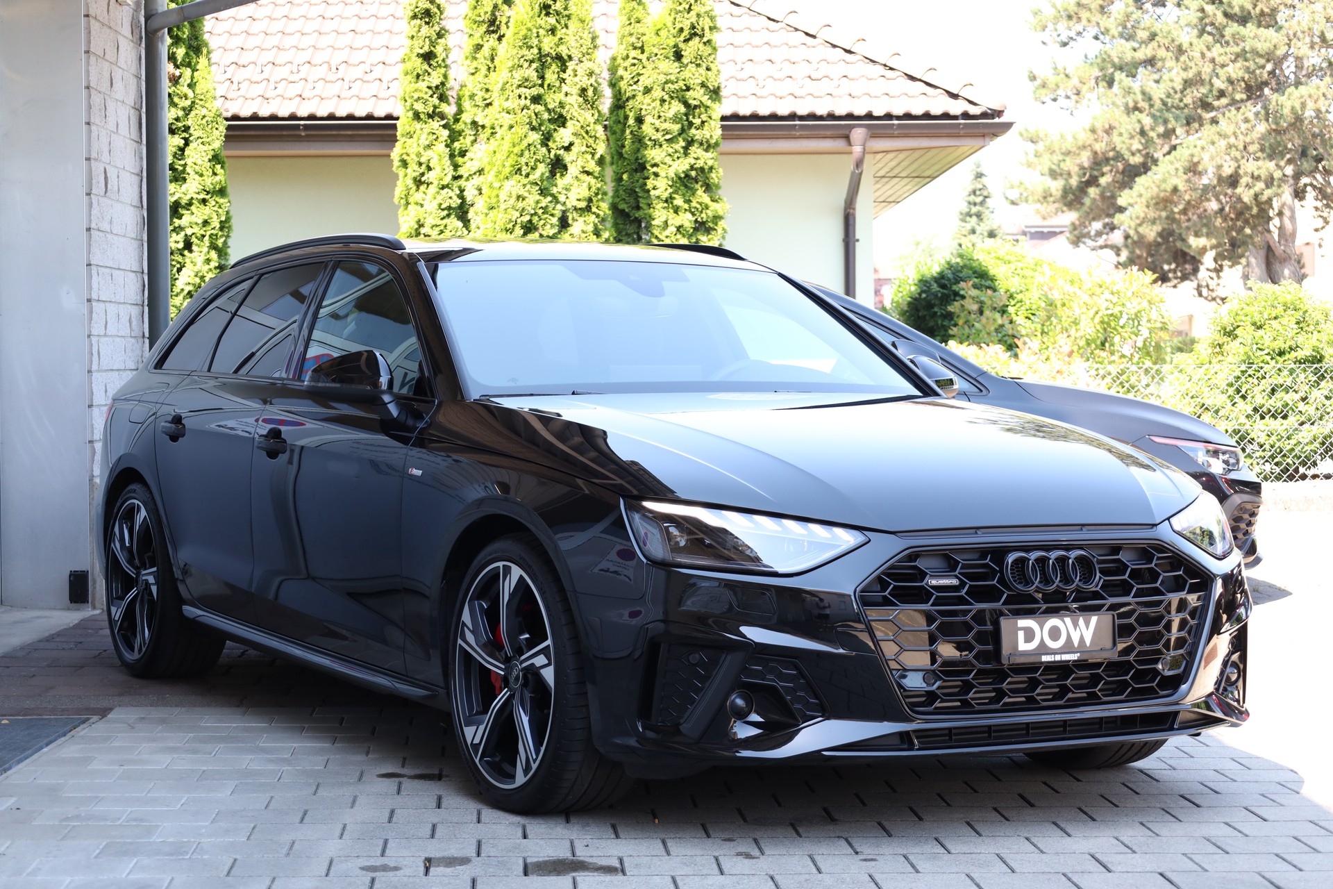 AUDI A4 Avant 40 TFSI S line S-tronic quattro-showroom-element-1