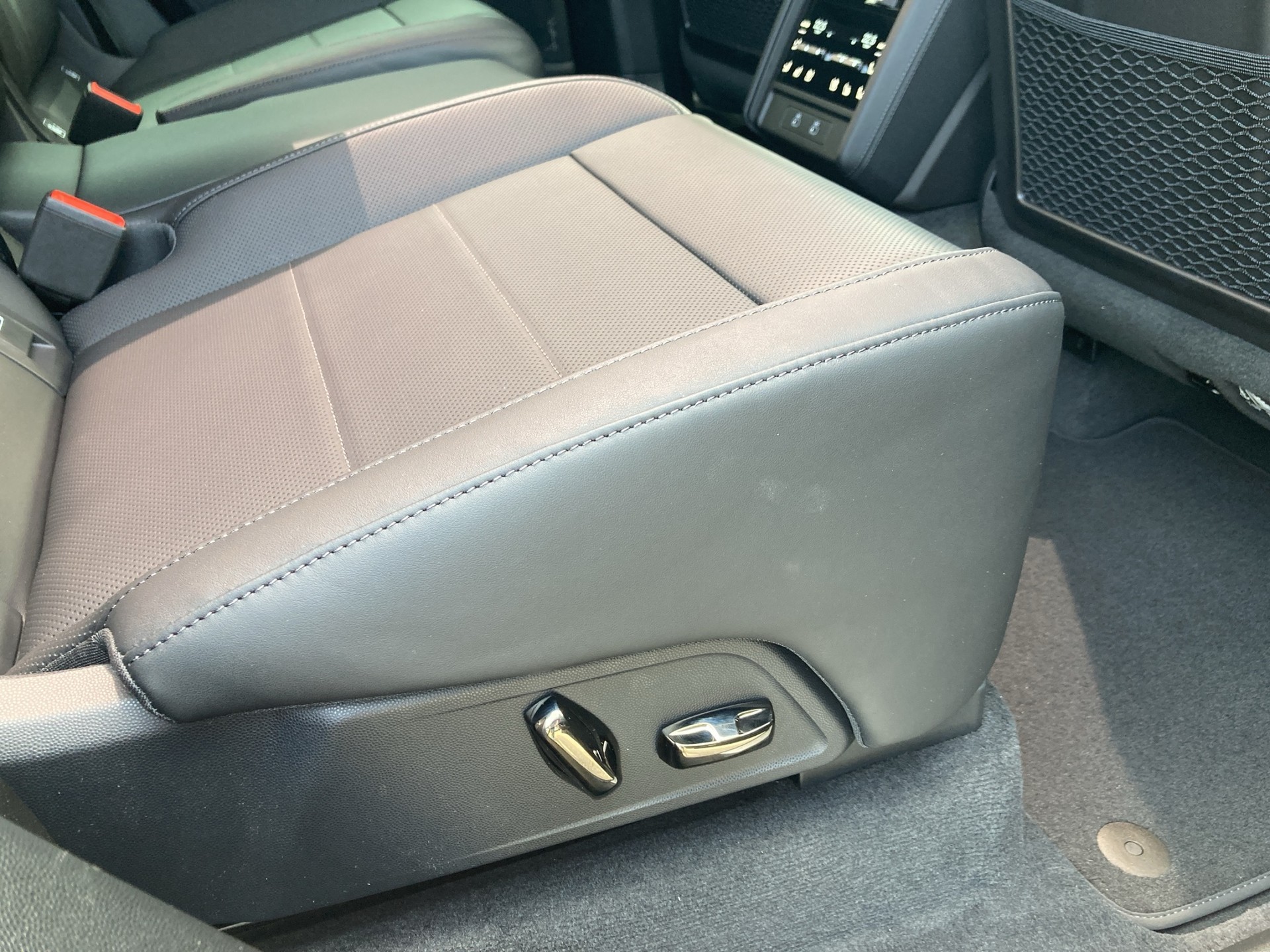 PORSCHE Cayenne Electric 113 kWh-image-20