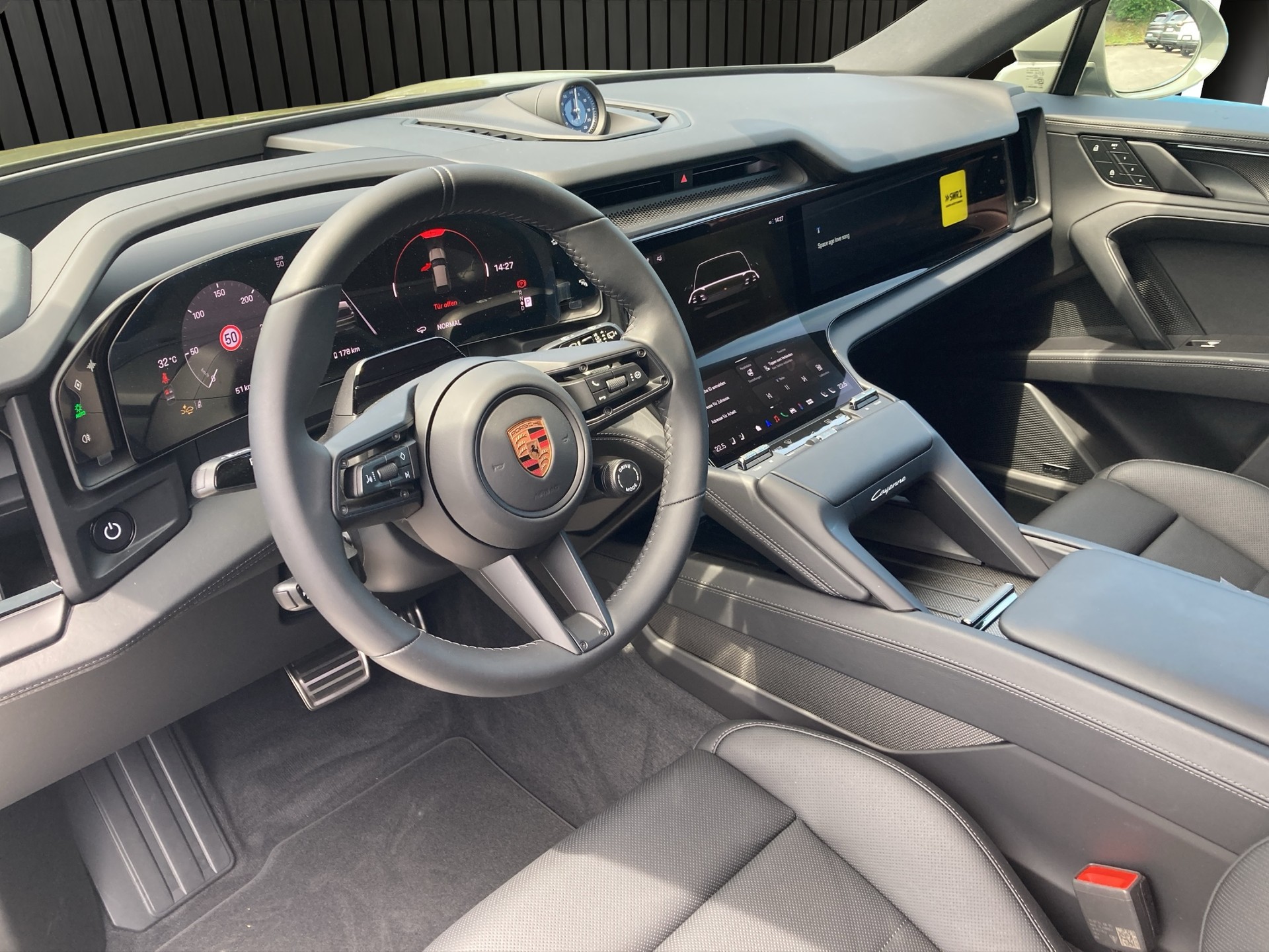 PORSCHE Cayenne Electric 113 kWh-image-9
