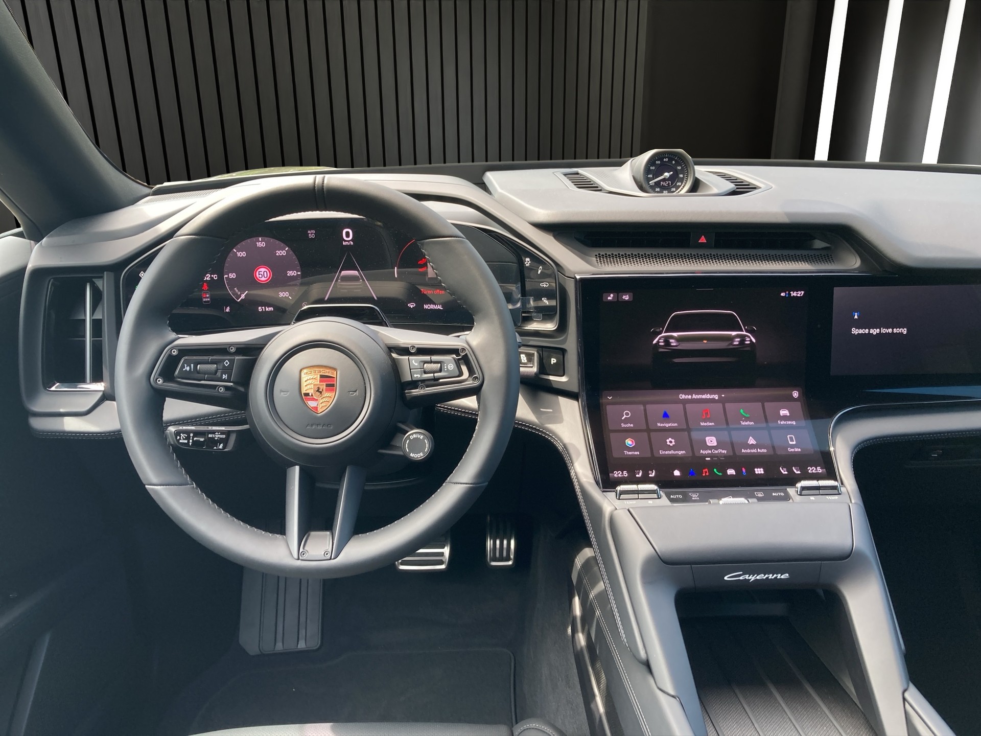 PORSCHE Cayenne Electric 113 kWh-image-12
