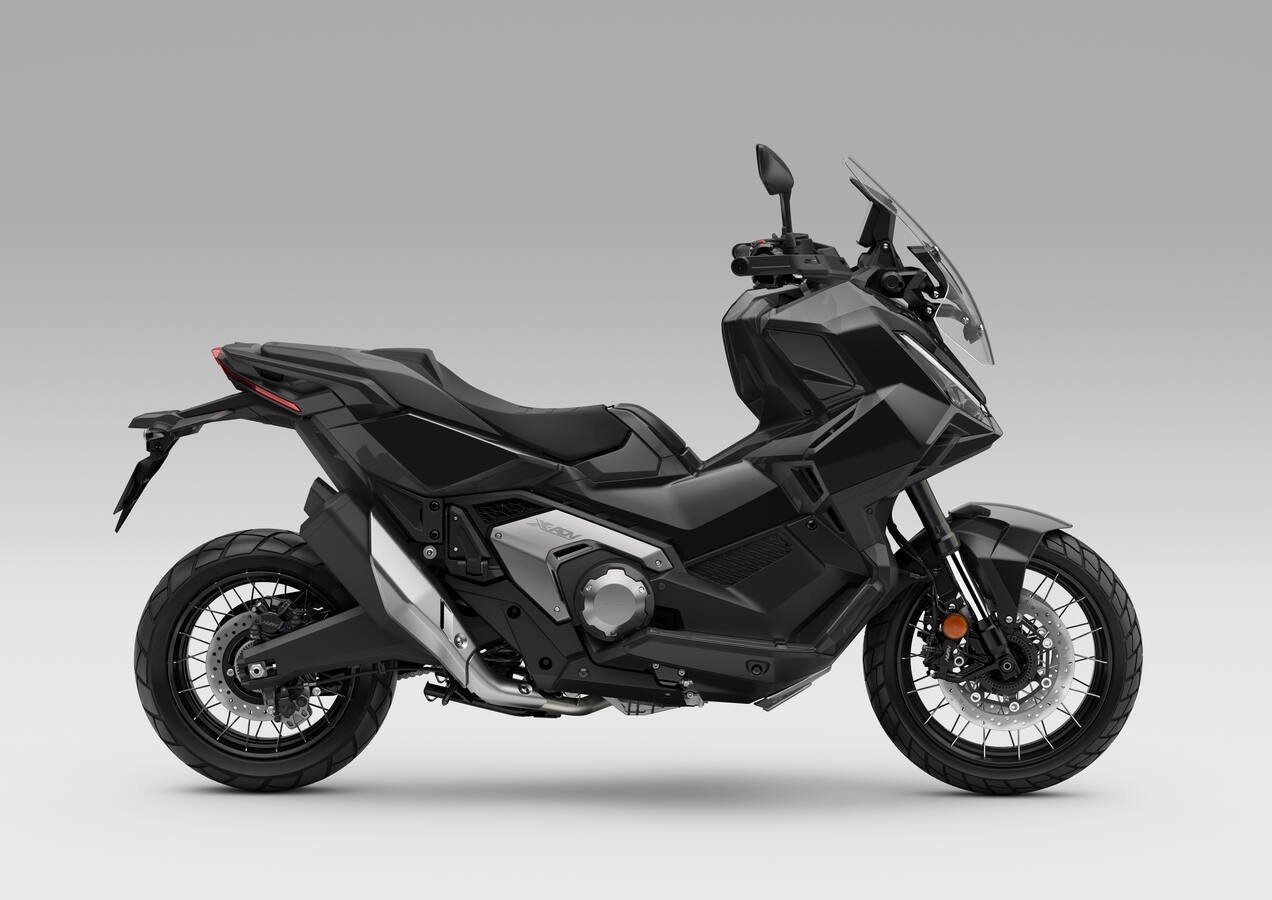 HONDA X-ADV 750-image-1