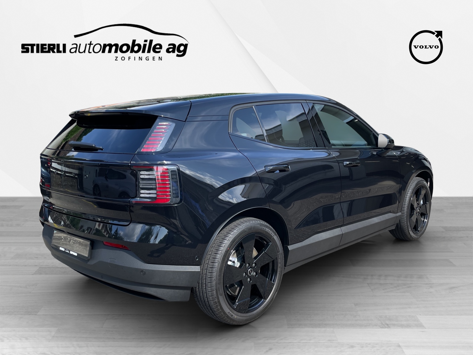 VOLVO EX 30 E60 Twin Ultra Performance Sw. Black Ed. AWD-image-4