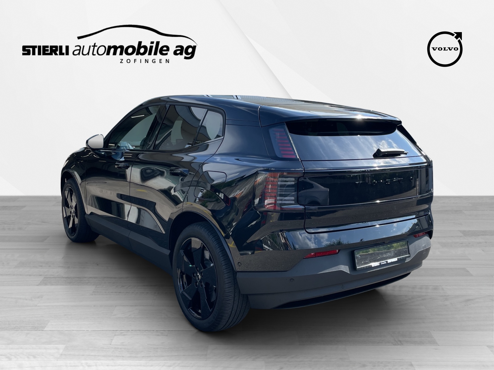 VOLVO EX 30 E60 Twin Ultra Performance Sw. Black Ed. AWD-image-6