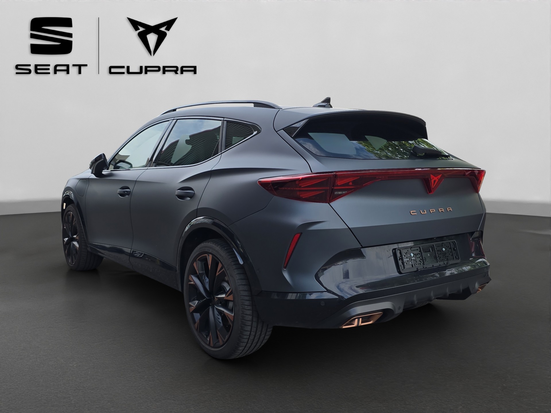 CUPRA Formentor 1.5 e-HYBRID pHEV Extreme DSG-showroom-element-3
