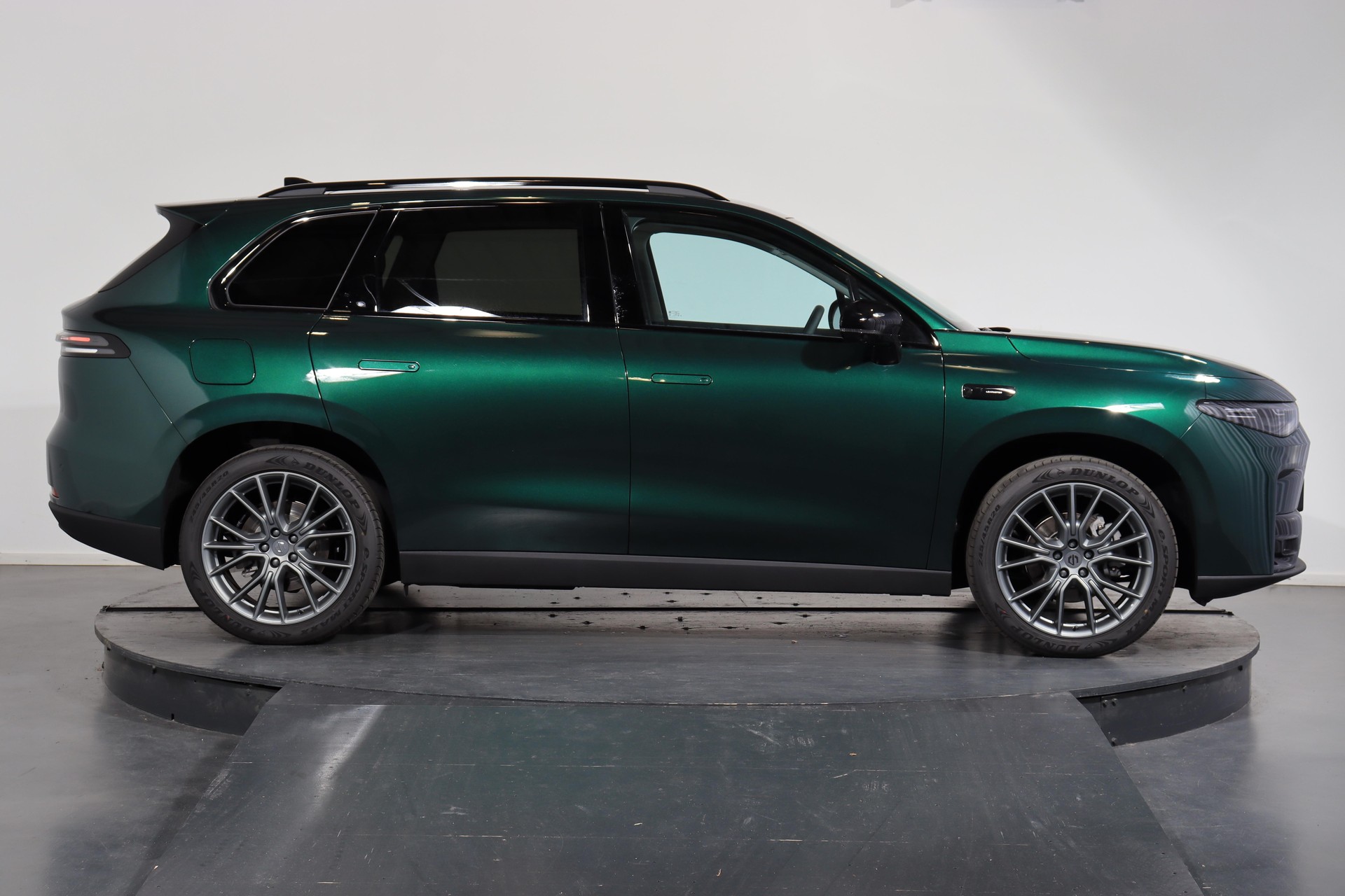 LEAPMOTOR C10 1.5 REEV Design-showroom-element-1