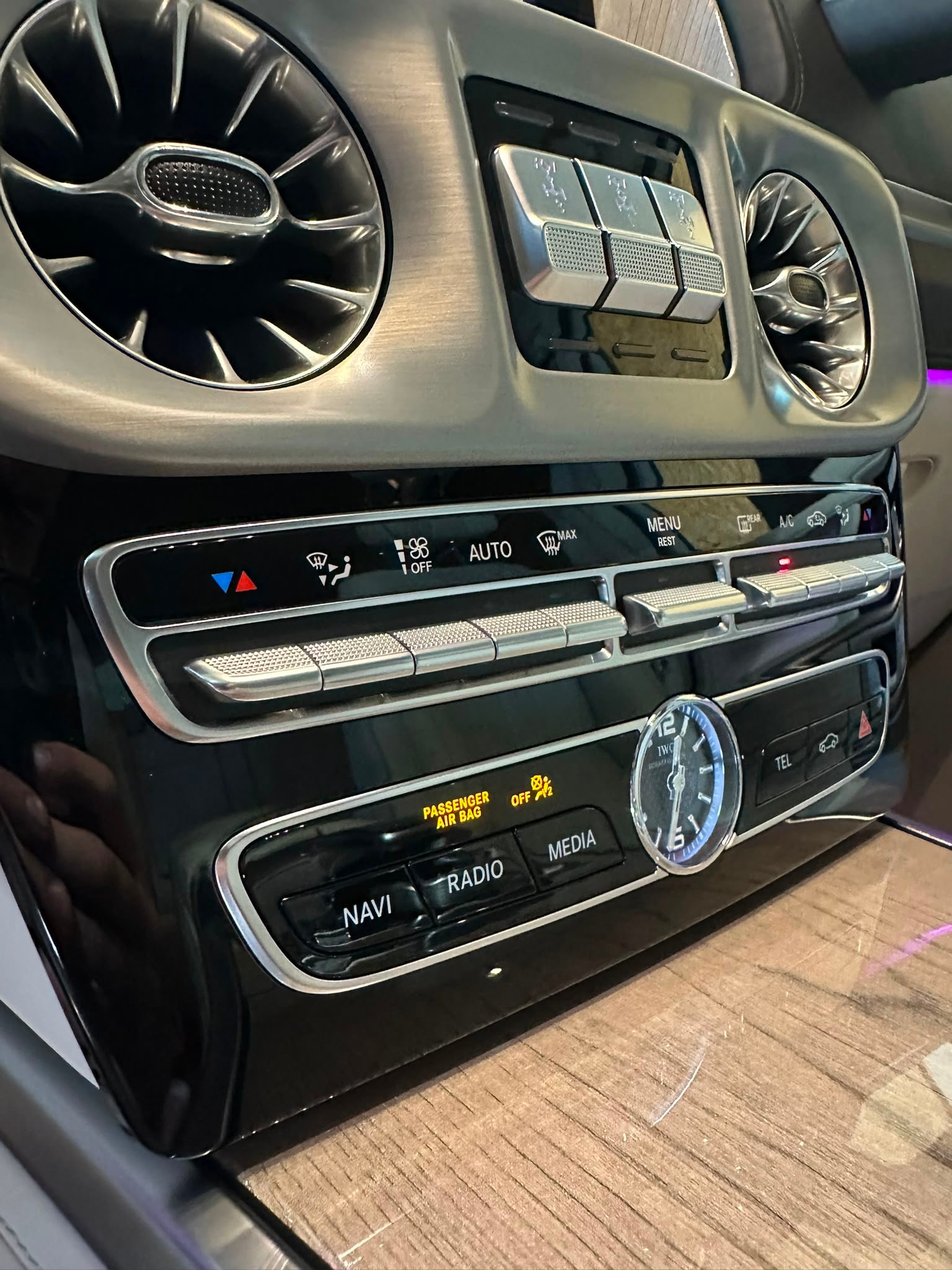 MERCEDES-BENZ G 63 AMG Speedshift Plus G-Tronic-image-8