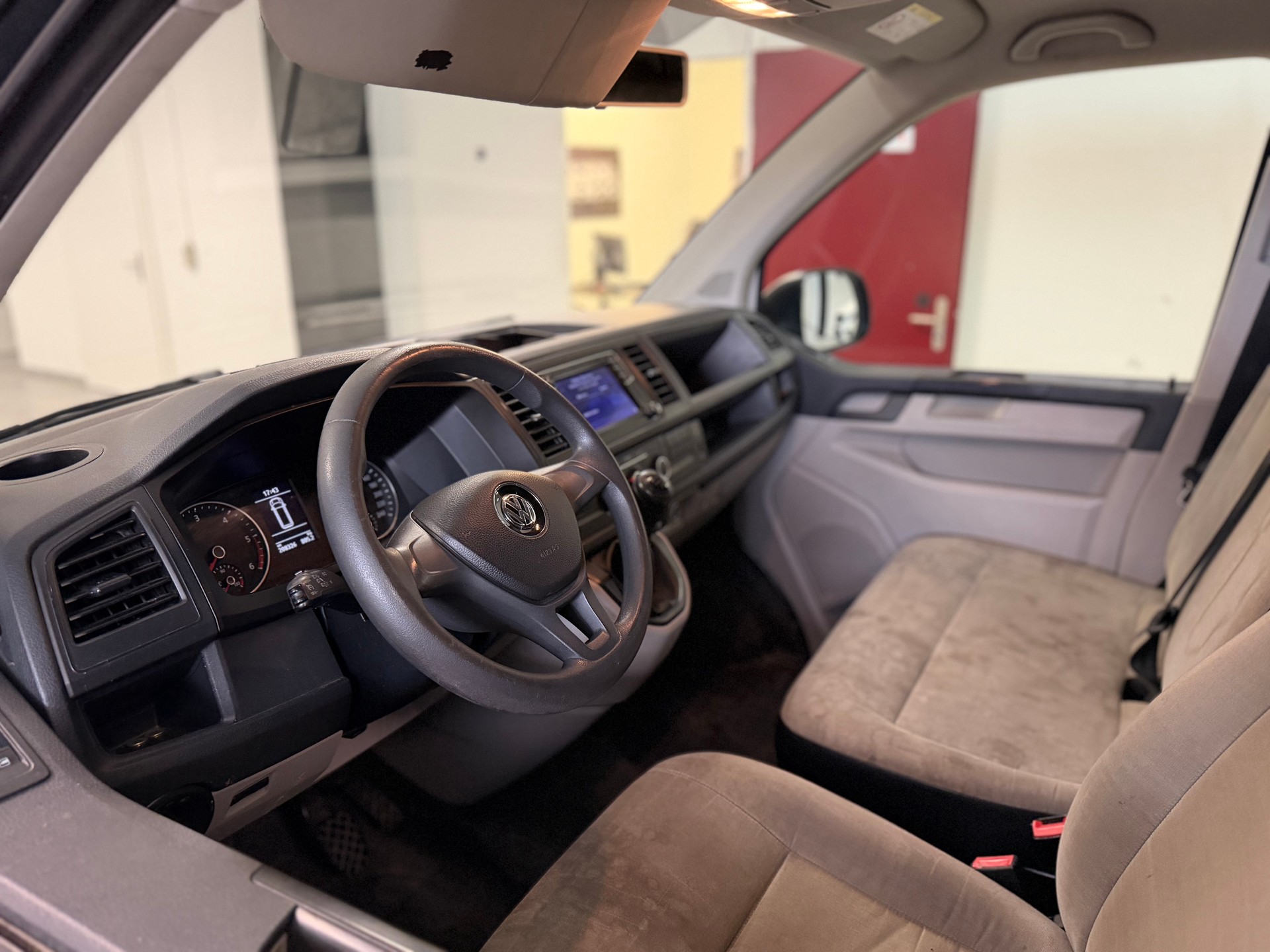 VW T6 2.0 TDI Euro 6-image-5