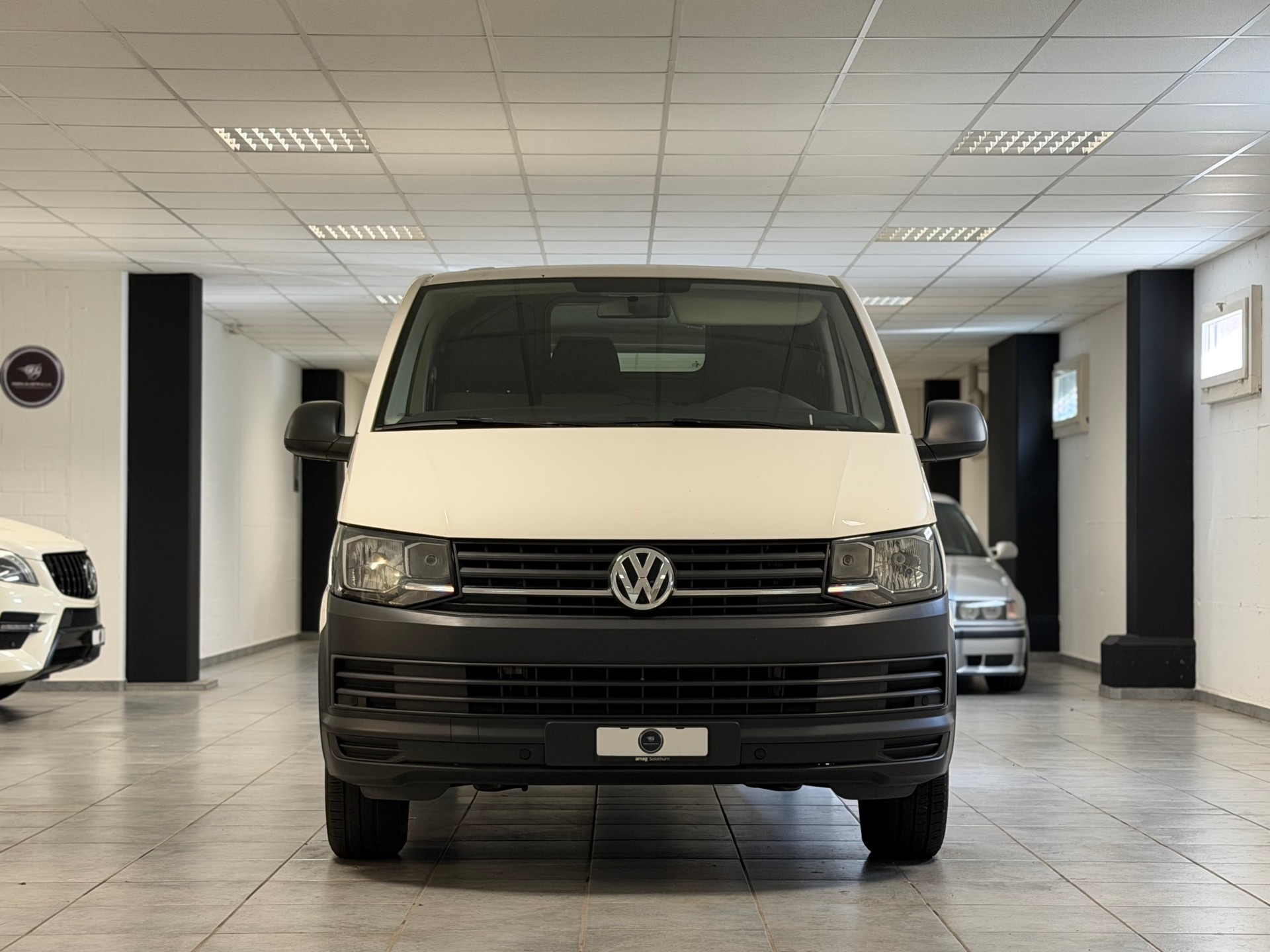 VW T6 2.0 TDI Euro 6-showroom-element-1