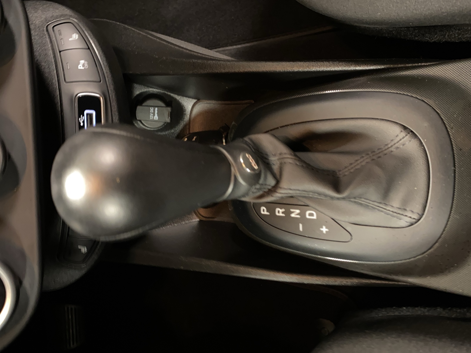 FIAT 500X 1.5 Hybrid Swiss-image-14
