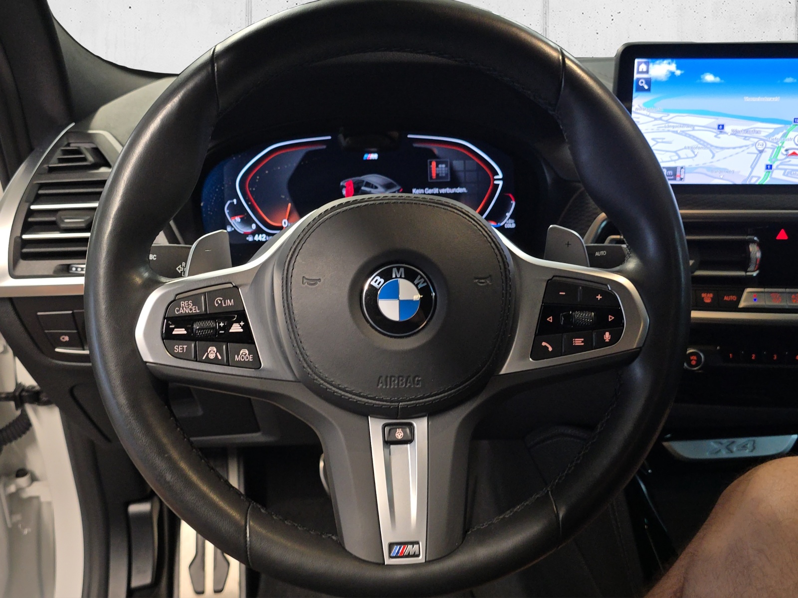BMW X4 xDrive 48V 20i M Sport Steptronic-image-11