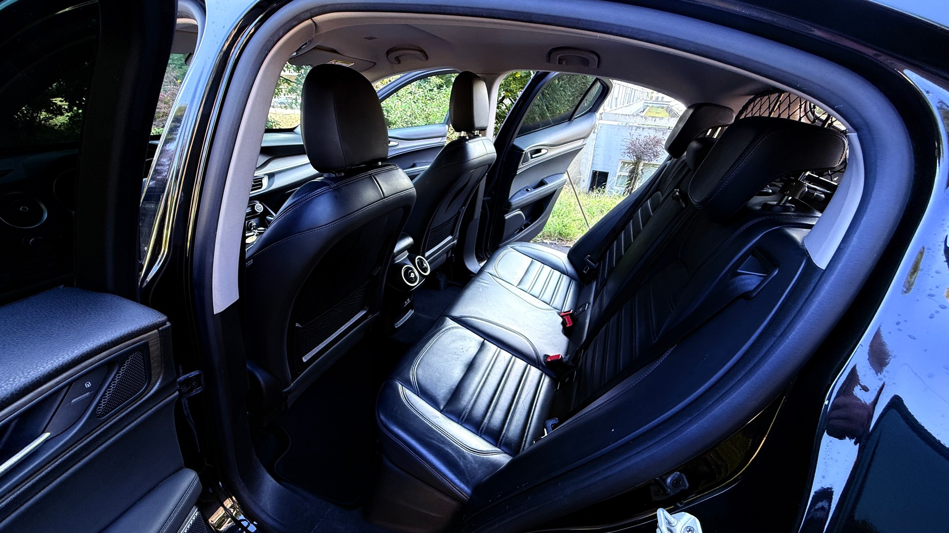 ALFA ROMEO Stelvio 2.0 Executive Q4 Automatic-image-10