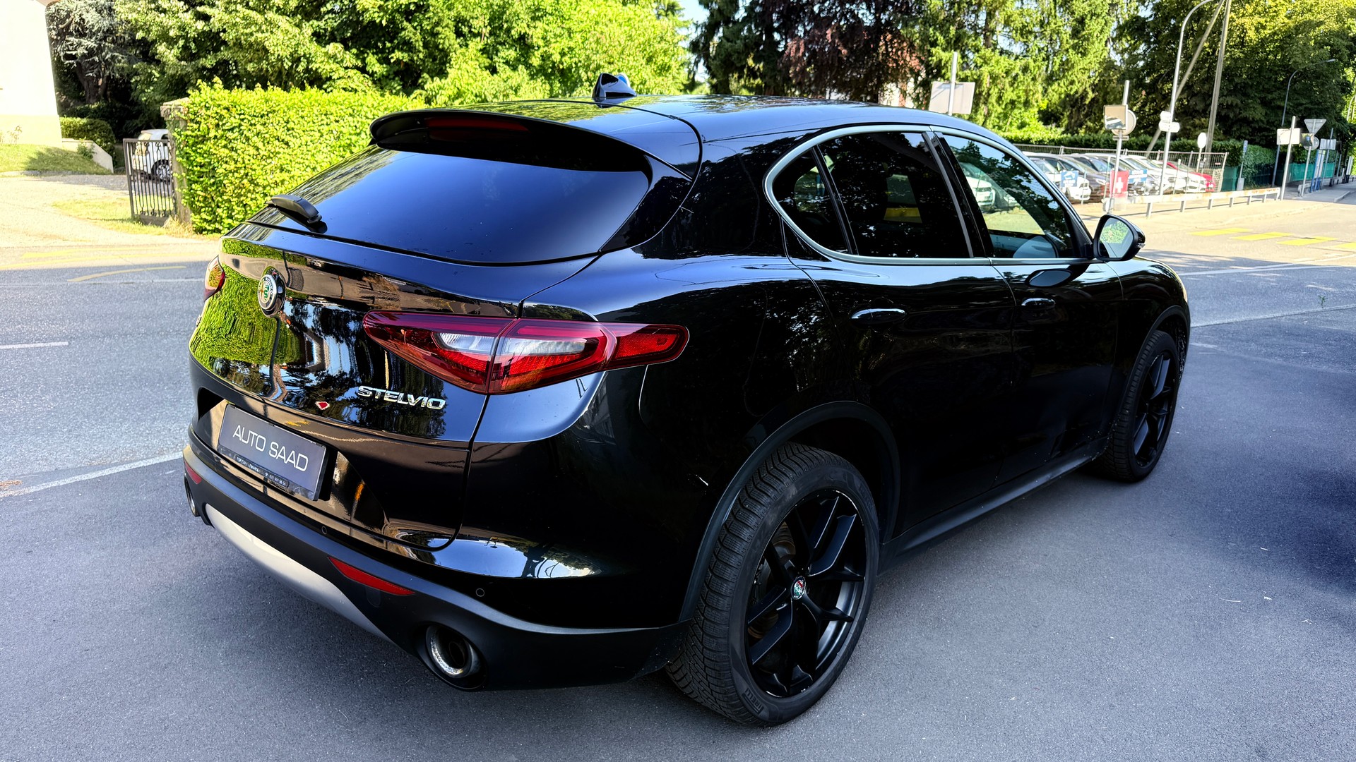 ALFA ROMEO Stelvio 2.0 Executive Q4 Automatic-image-4