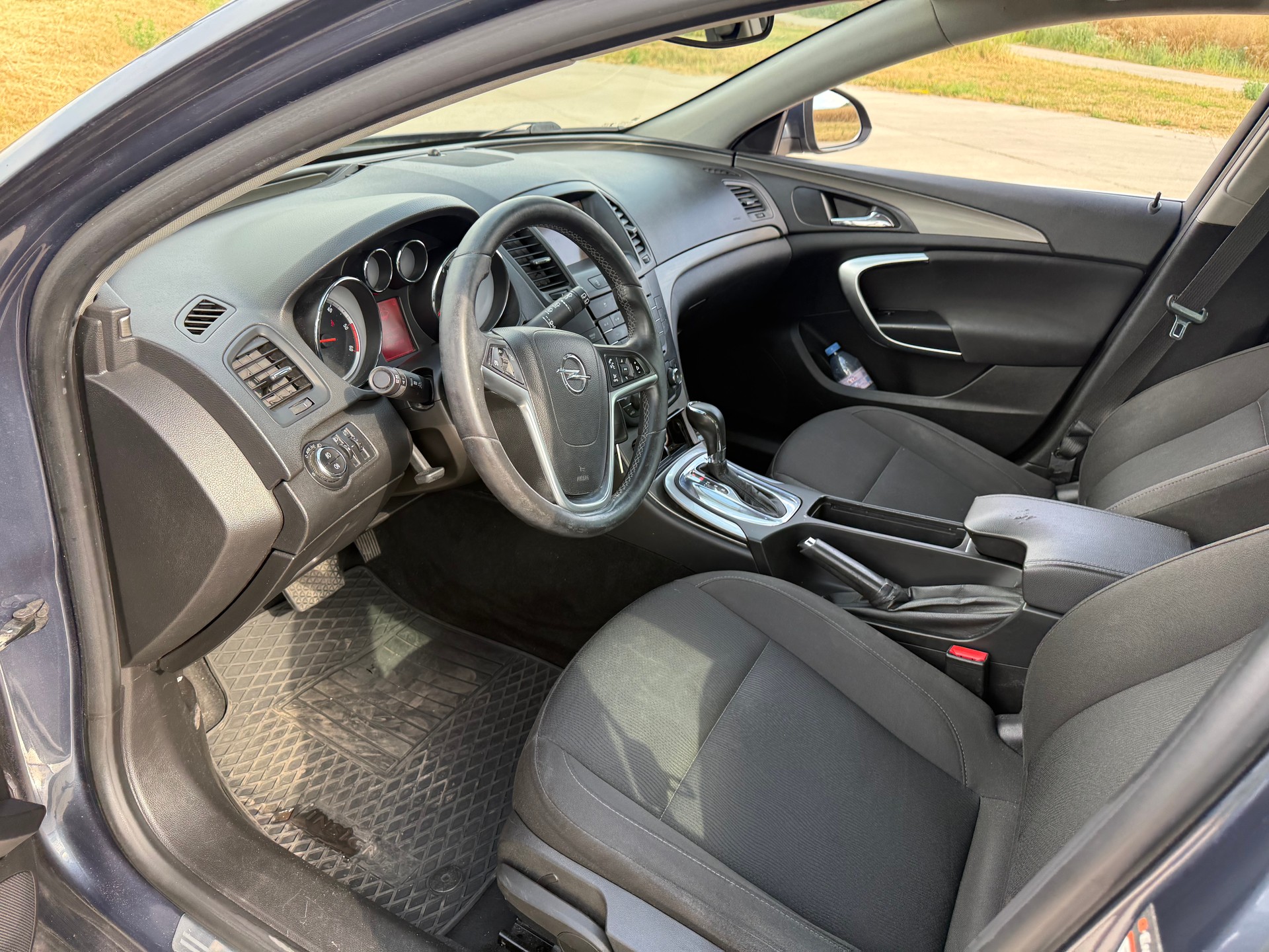 OPEL Insignia 2.0 CDTI Automatic-image-11