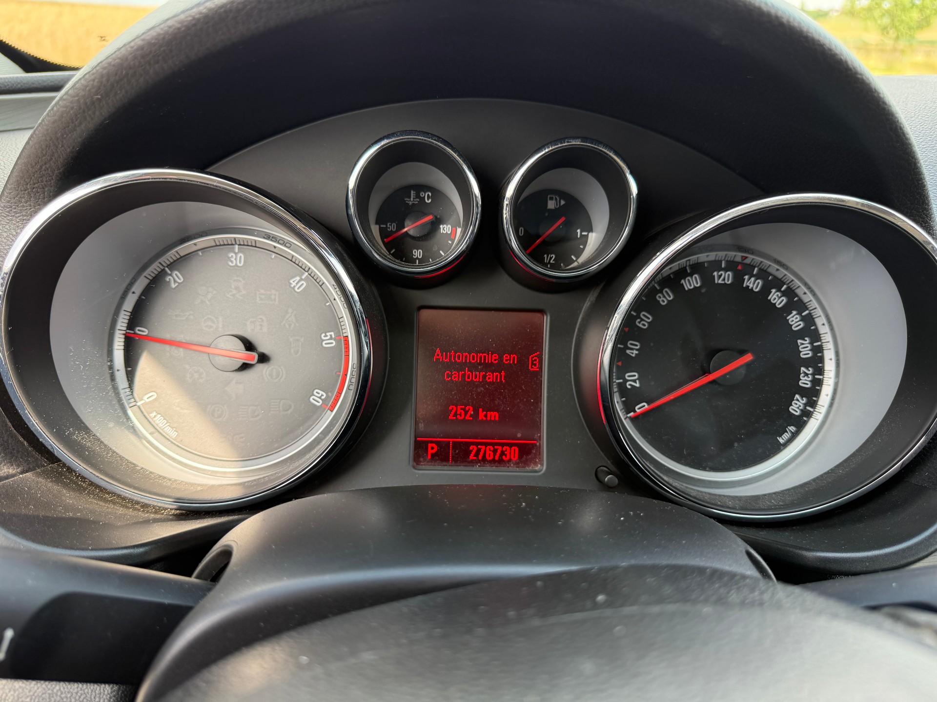OPEL Insignia 2.0 CDTI Automatic-image-13