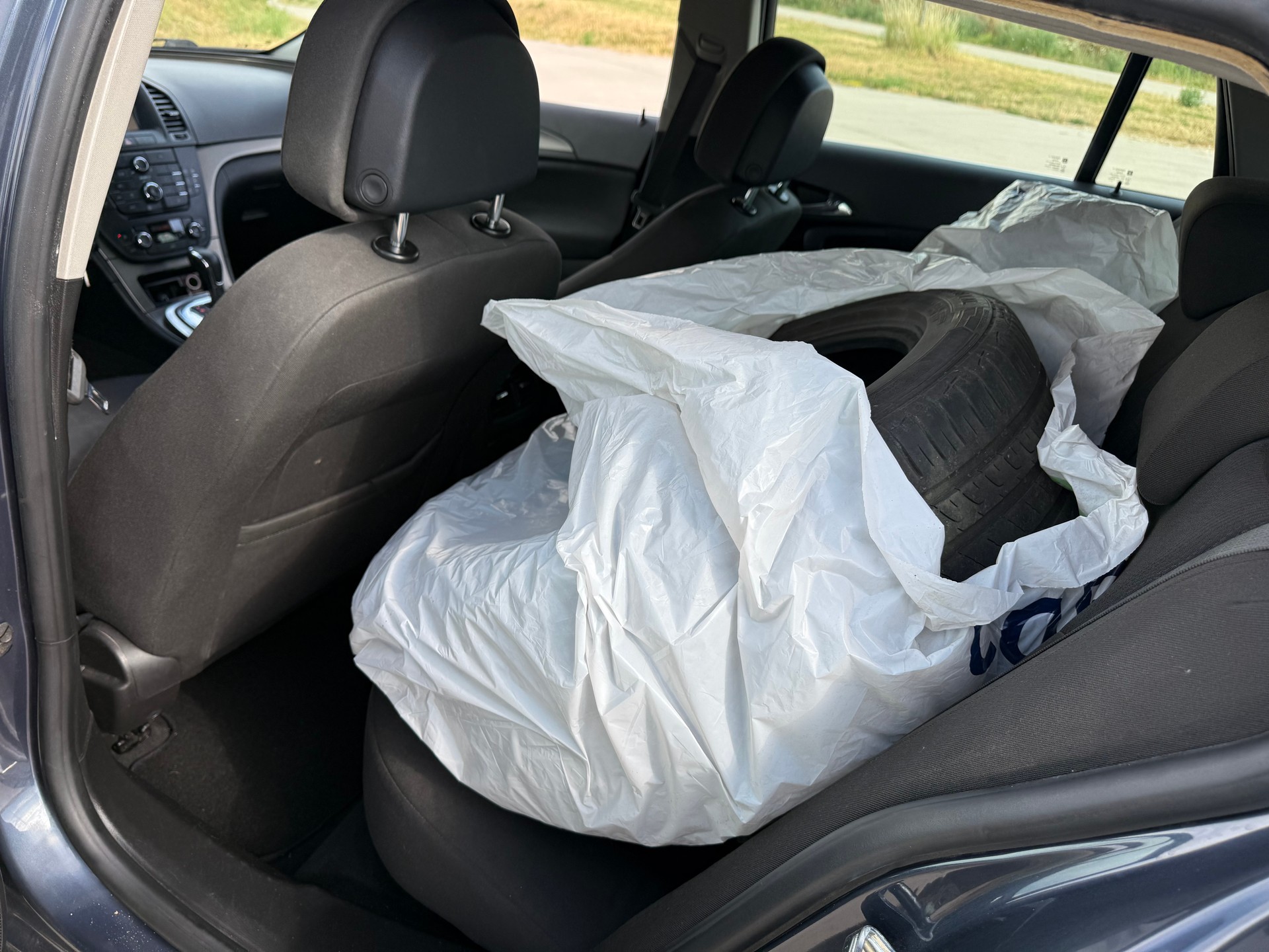OPEL Insignia 2.0 CDTI Automatic-image-9