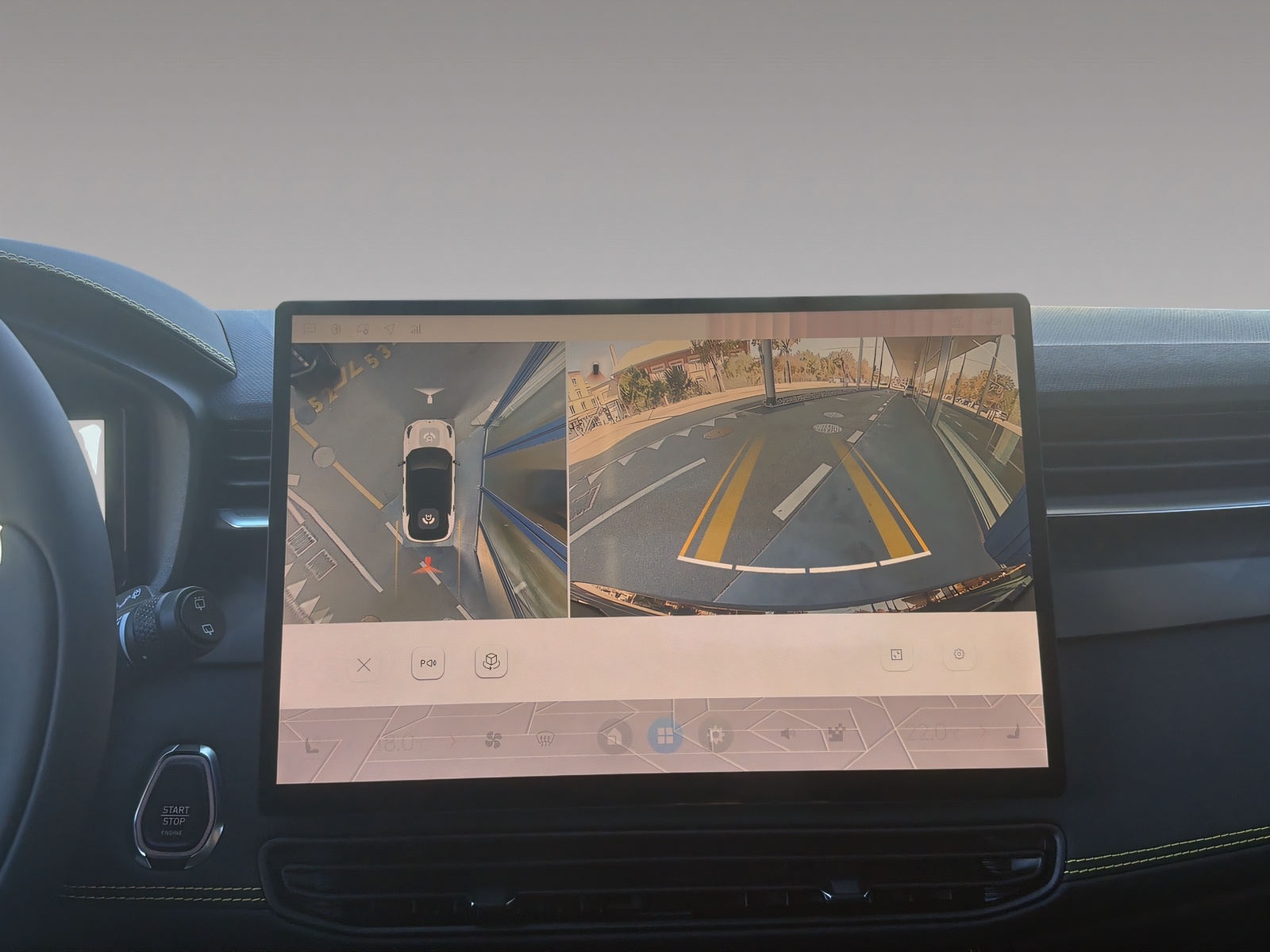 LYNK & CO 01 1.5 PHEV More-image-16