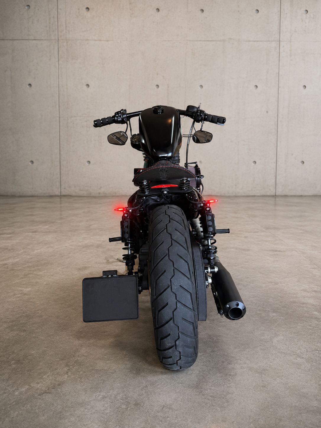 HARLEY-DAVIDSON XL 883 N Sportster Iron ABS-image-3