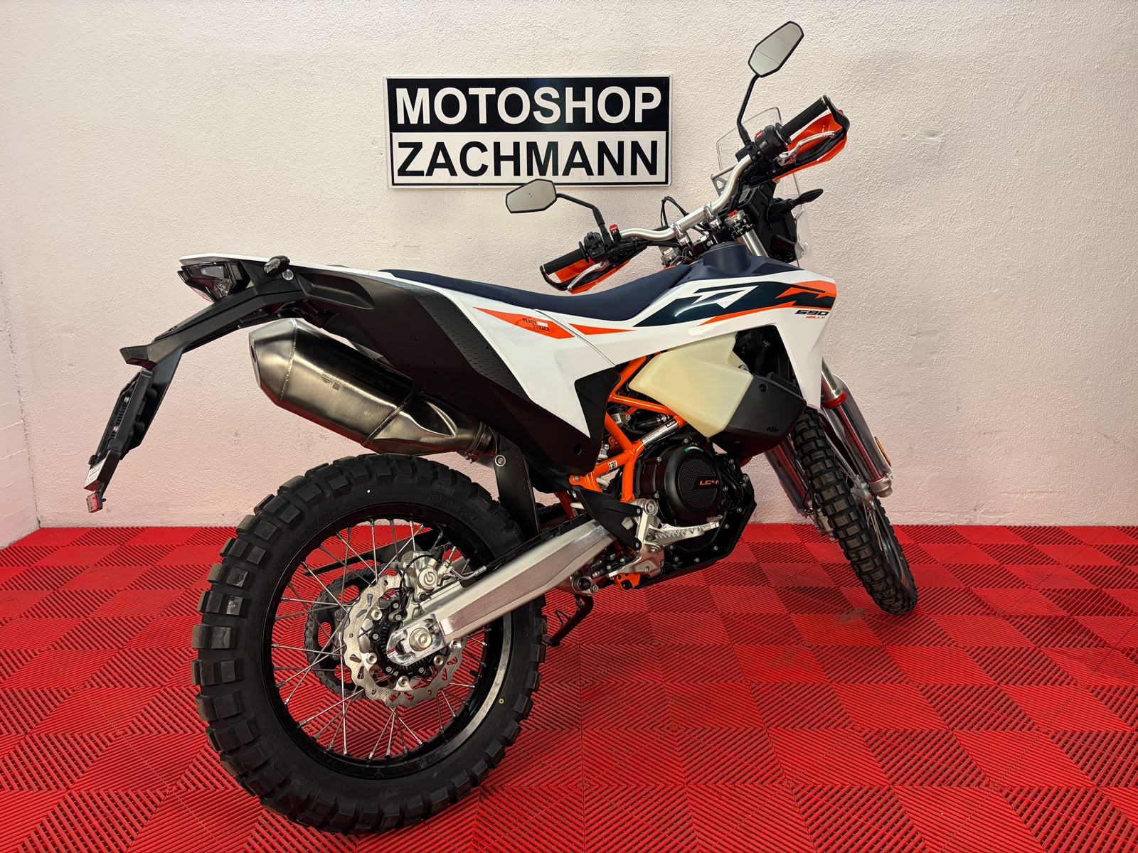 KTM 690 Rally 2027-image-5