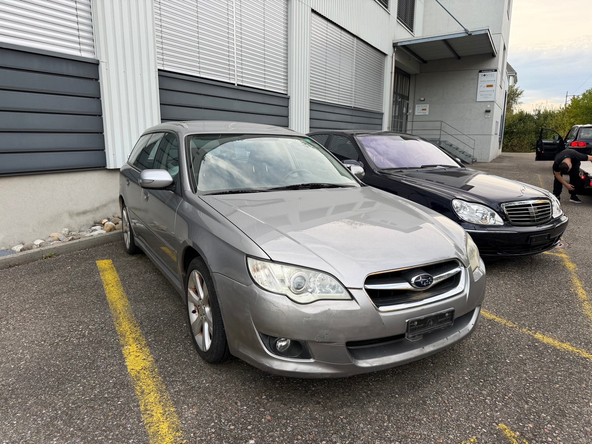 SUBARU LEGACY-showroom-element-1