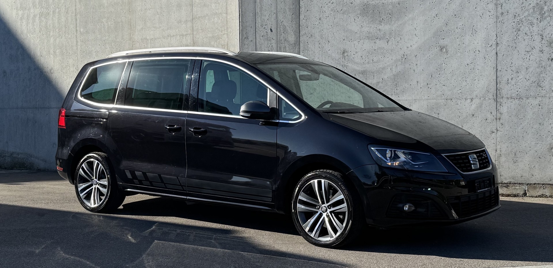 SEAT Alhambra 2.0 TDI DSG SWISS FR 7Plätzer | CH FZ | Service gepflegt-image-14