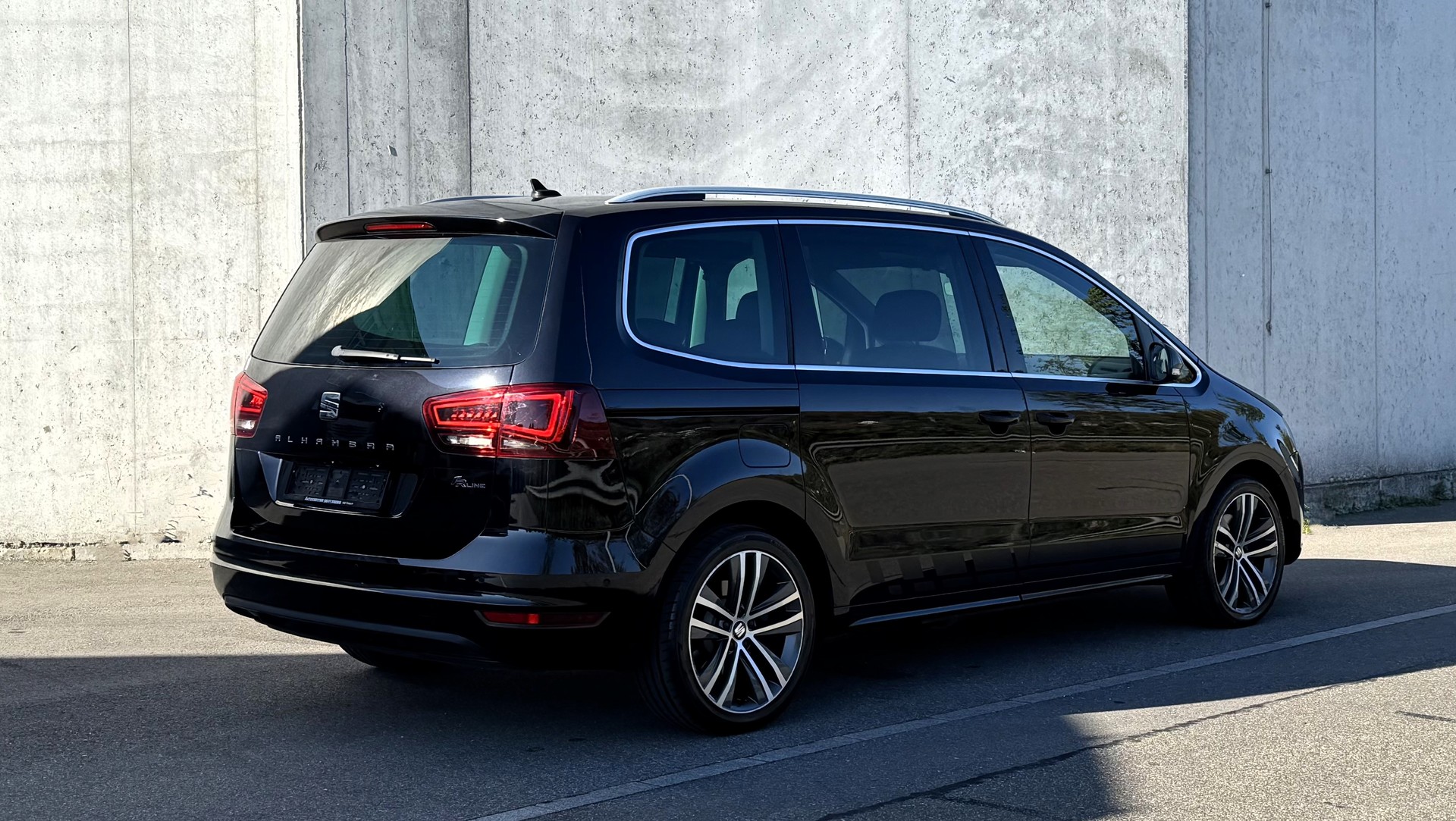 SEAT Alhambra 2.0 TDI DSG SWISS FR 7Plätzer | CH FZ | Service gepflegt-image-11