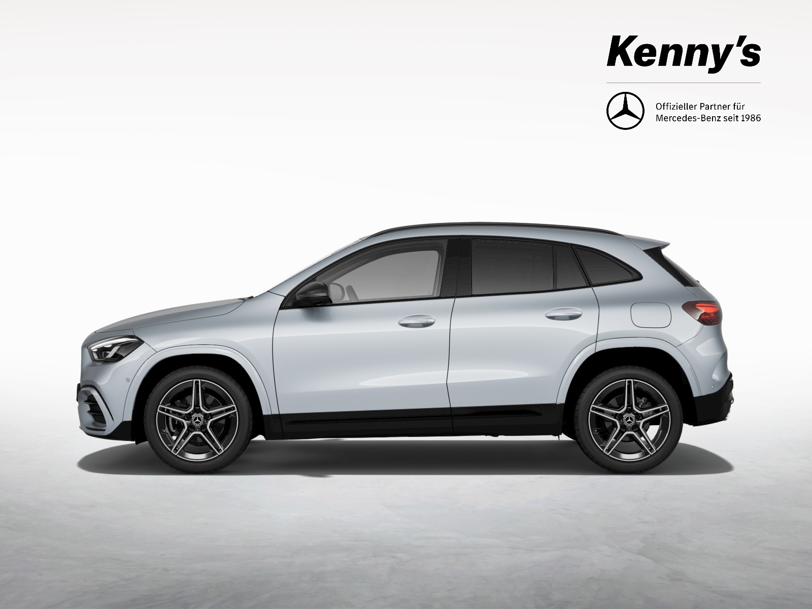 MERCEDES-BENZ GLA 200 Night Star AMG Line-showroom-element-2