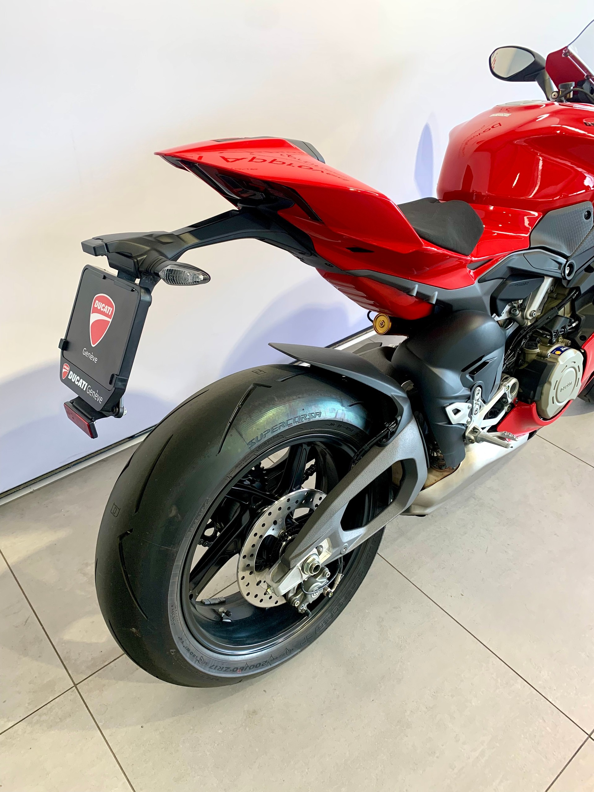 DUCATI Panigale V4 S-image-7