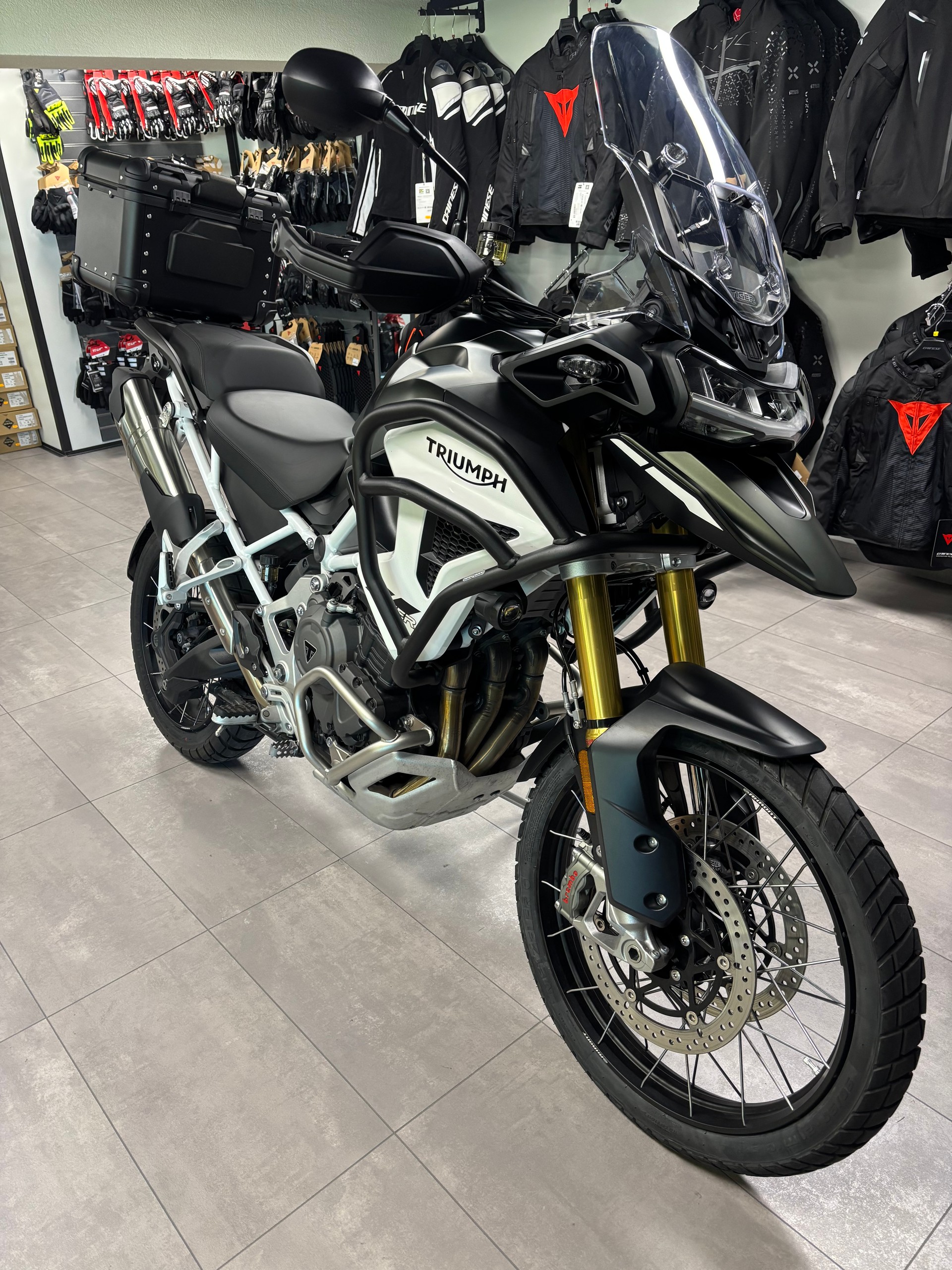 TRIUMPH Tiger 1200 Rally Pro-image-2