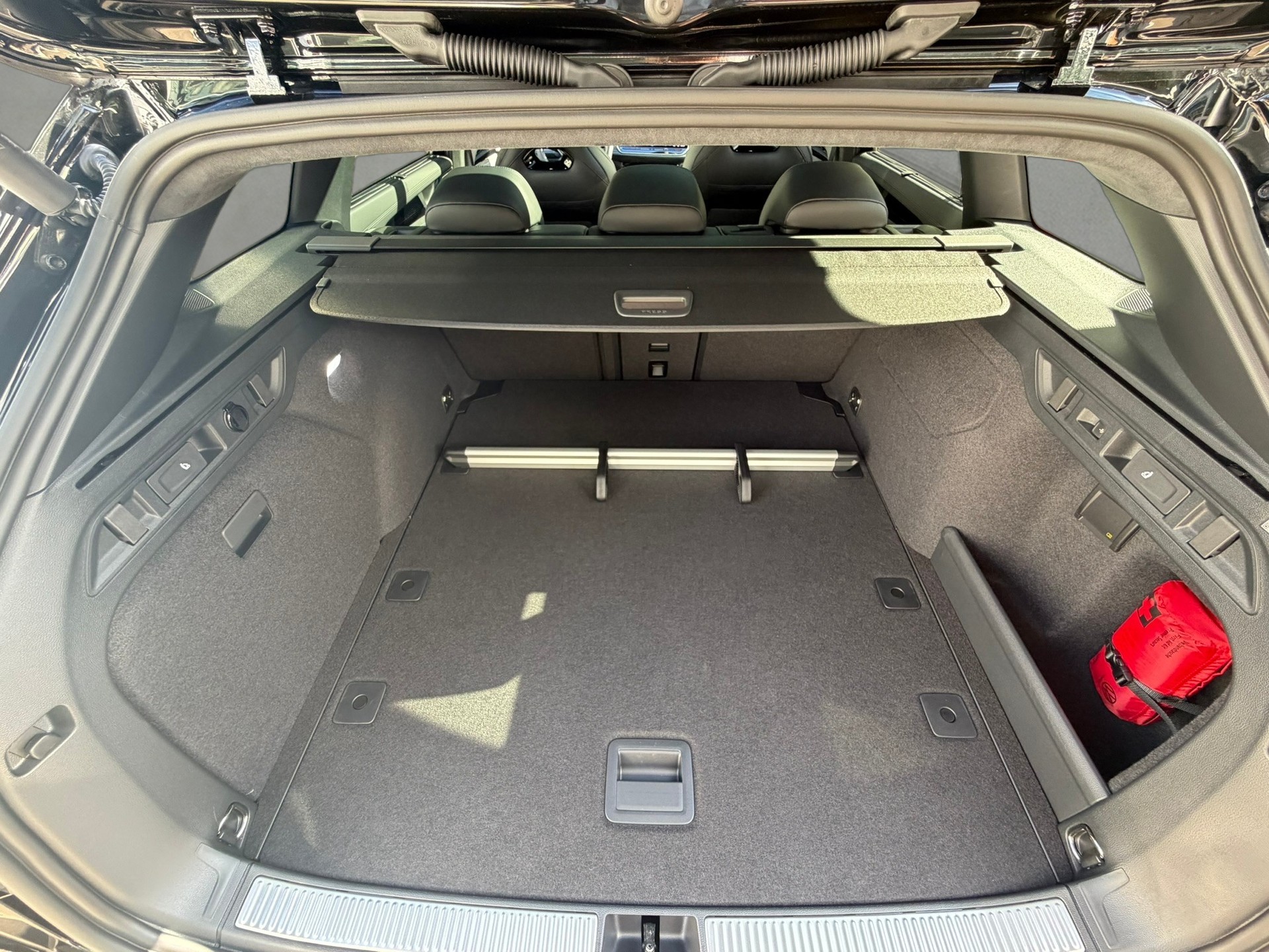 VW Passat Variant 2.0 TDI evo R-Line 4 Motion DSG-image-27