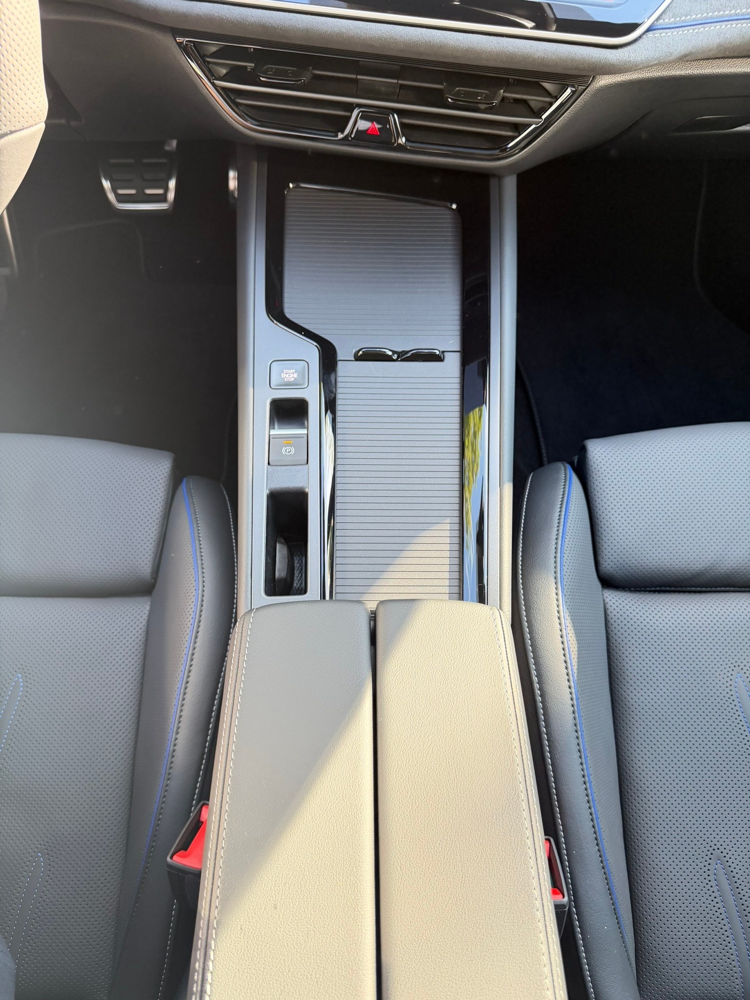 VW Passat Variant 2.0 TDI evo R-Line 4 Motion DSG-image-20