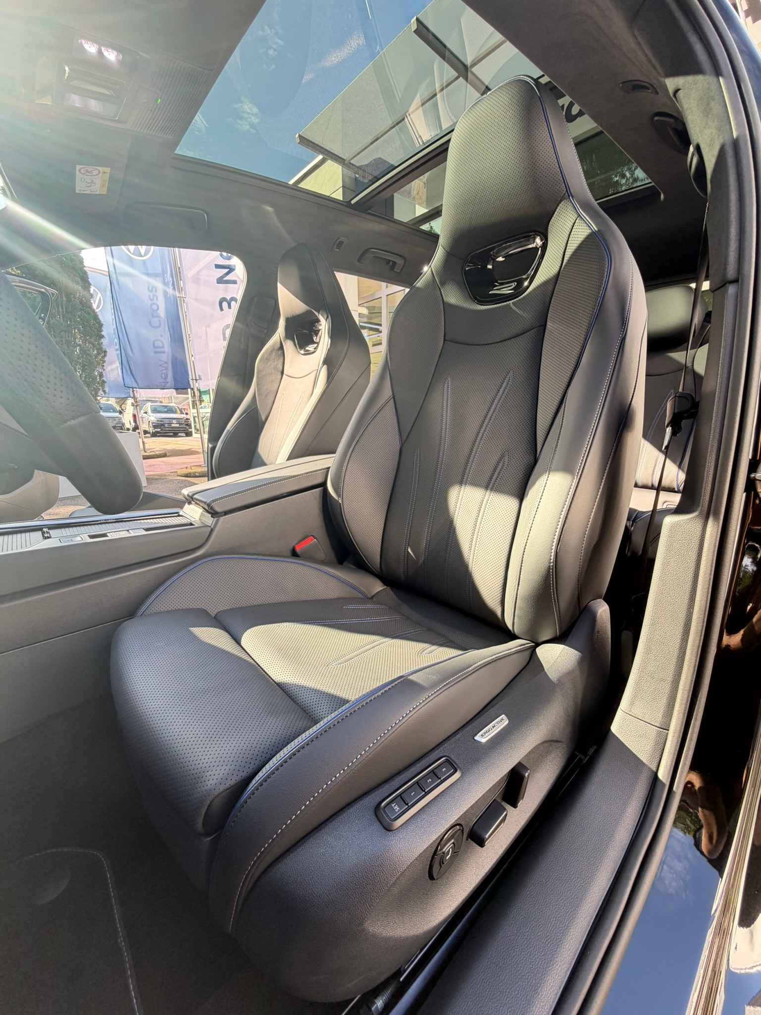 VW Passat Variant 2.0 TDI evo R-Line 4 Motion DSG-image-11
