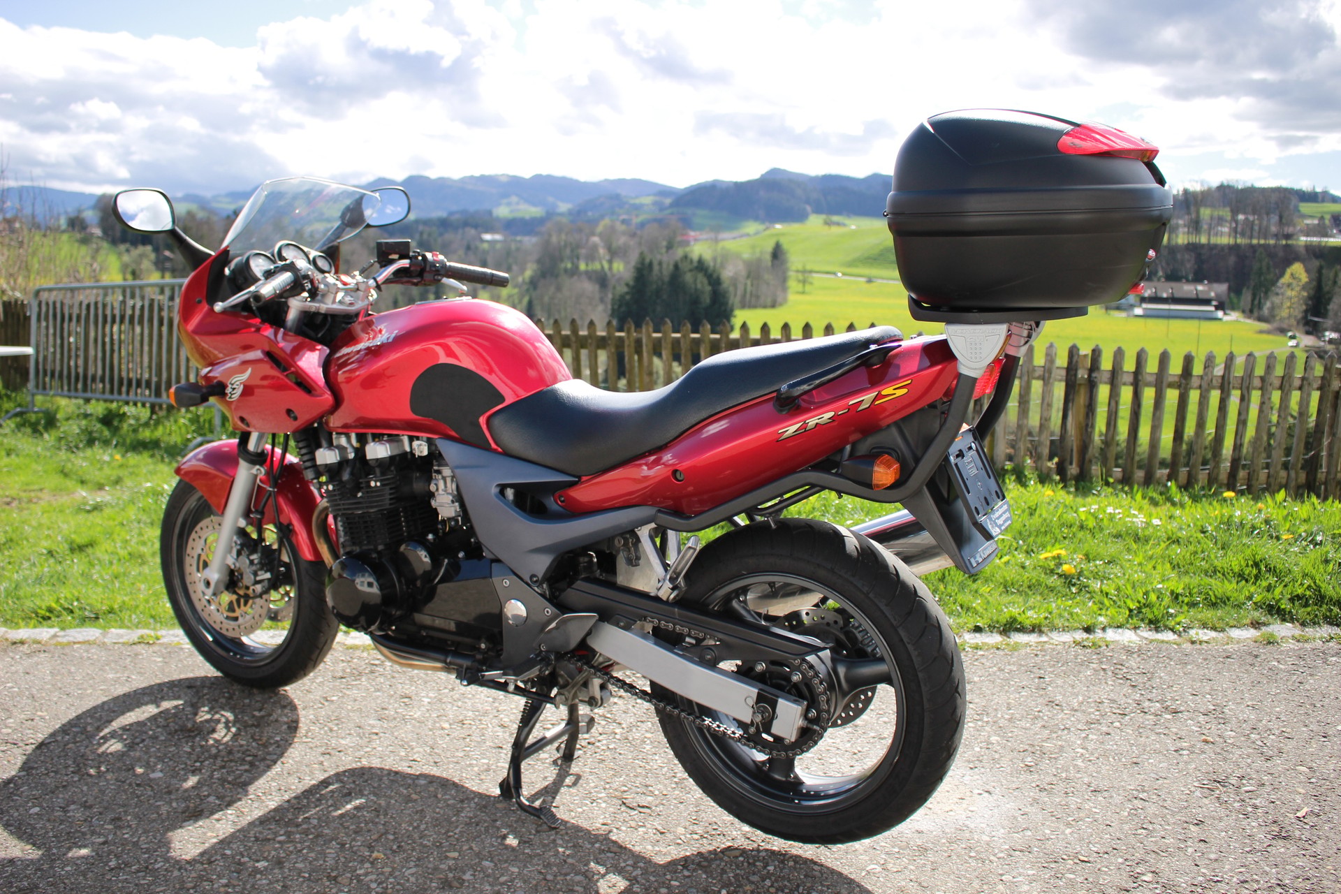 KAWASAKI ZR-7 S-image-3