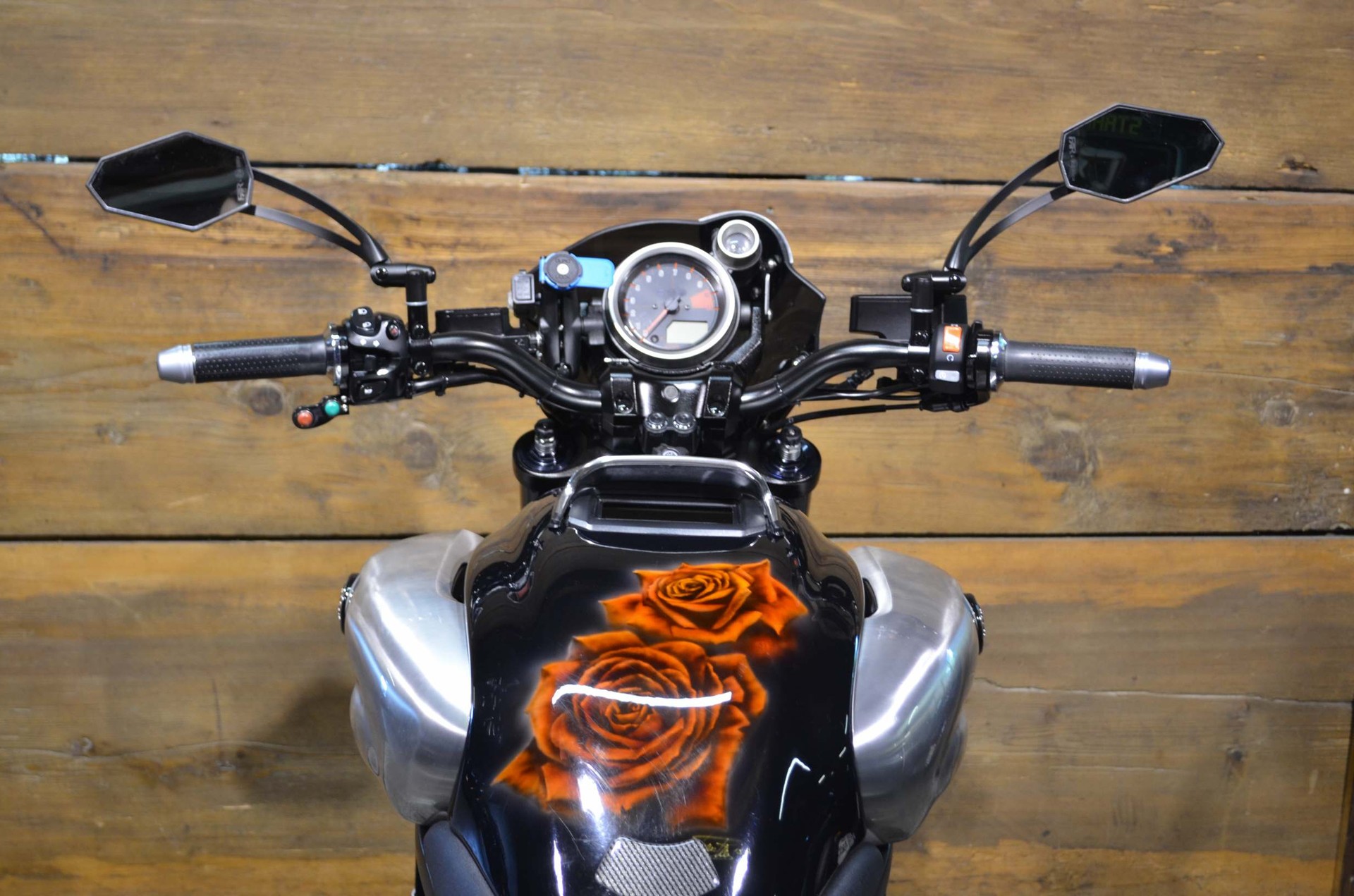 YAMAHA V-MAX VMX 1700-image-2