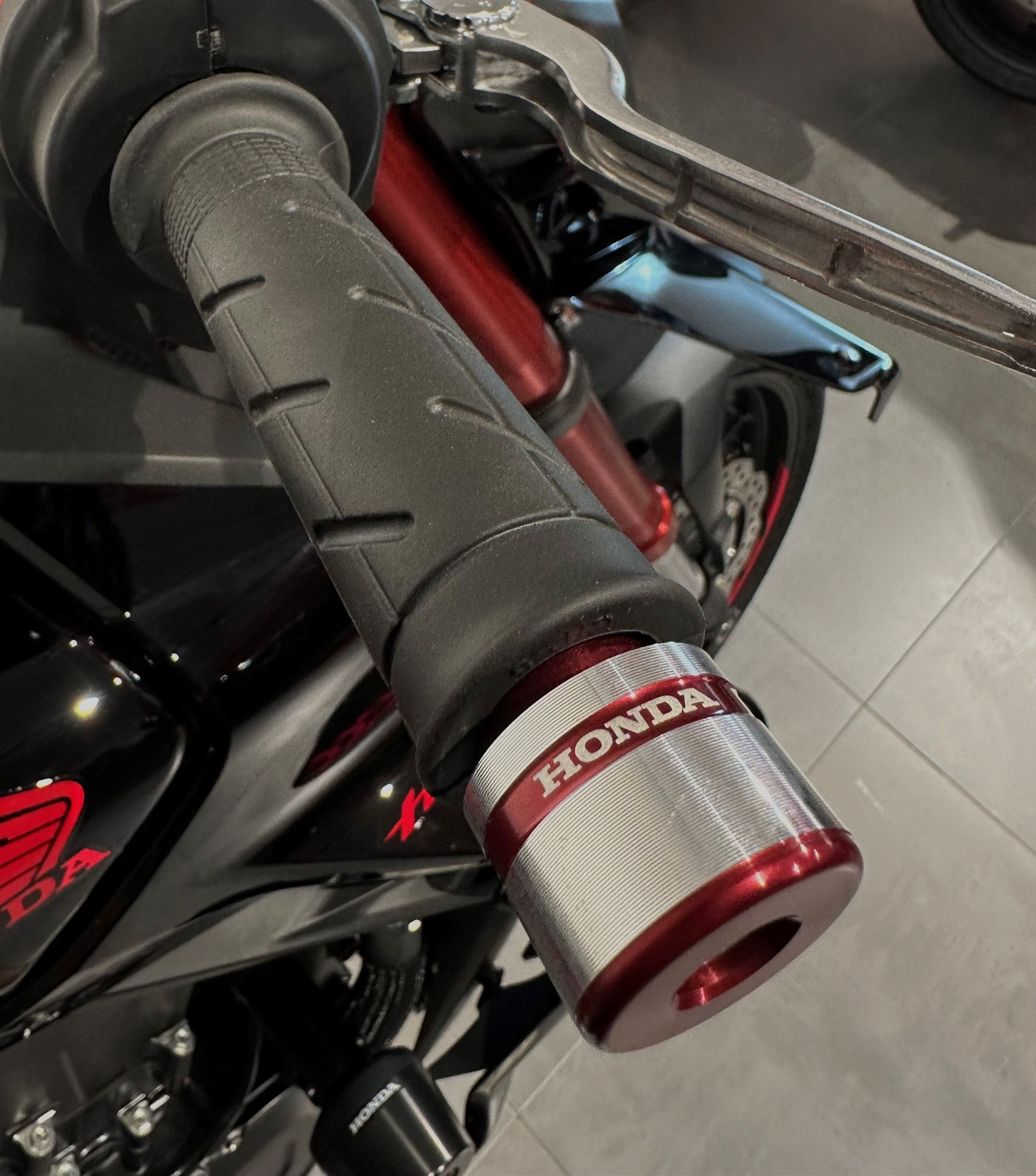 HONDA CB 750 Hornet-image-4