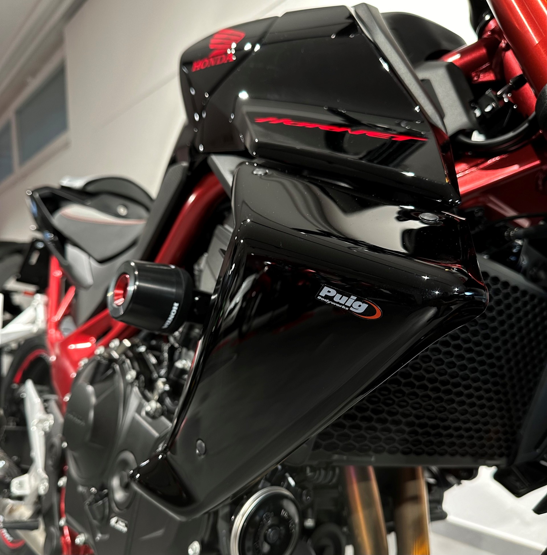HONDA CB 750 Hornet-image-10