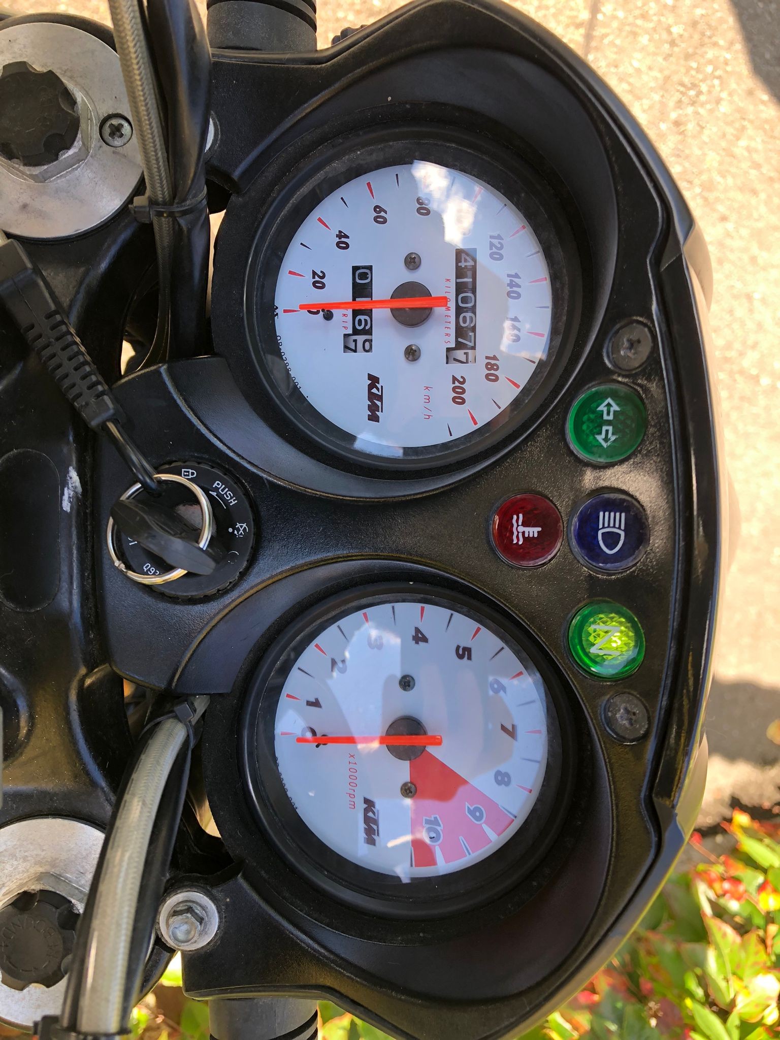KTM 640 Duke-E II-image-8
