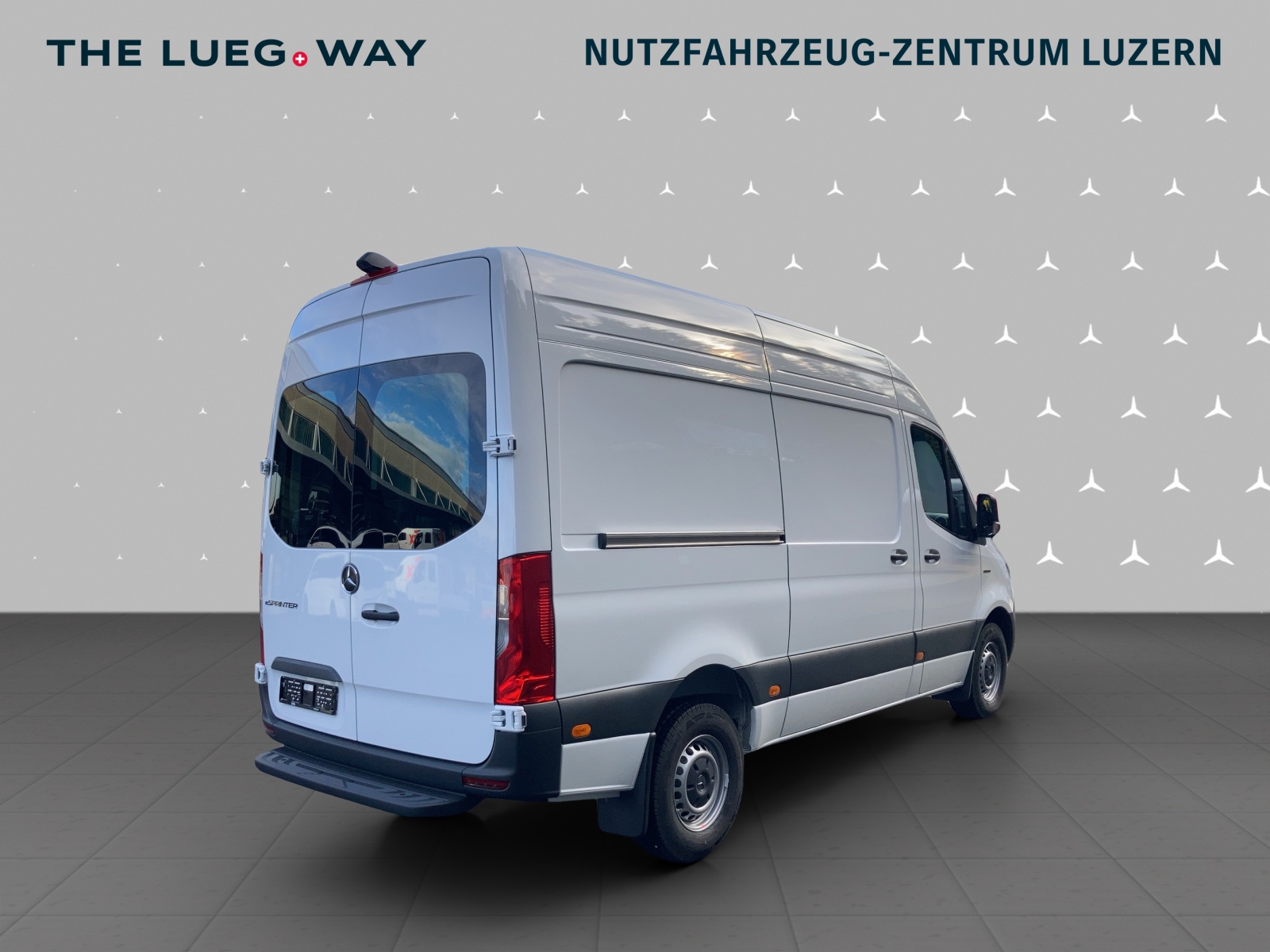 MERCEDES-BENZ eSprinter 320 KA S Pro-image-5