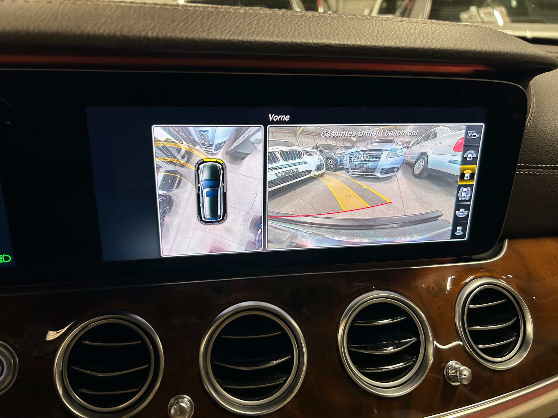 MERCEDES-BENZ E 220 d Exclusive 4Matic 9G-Tronic-image-14