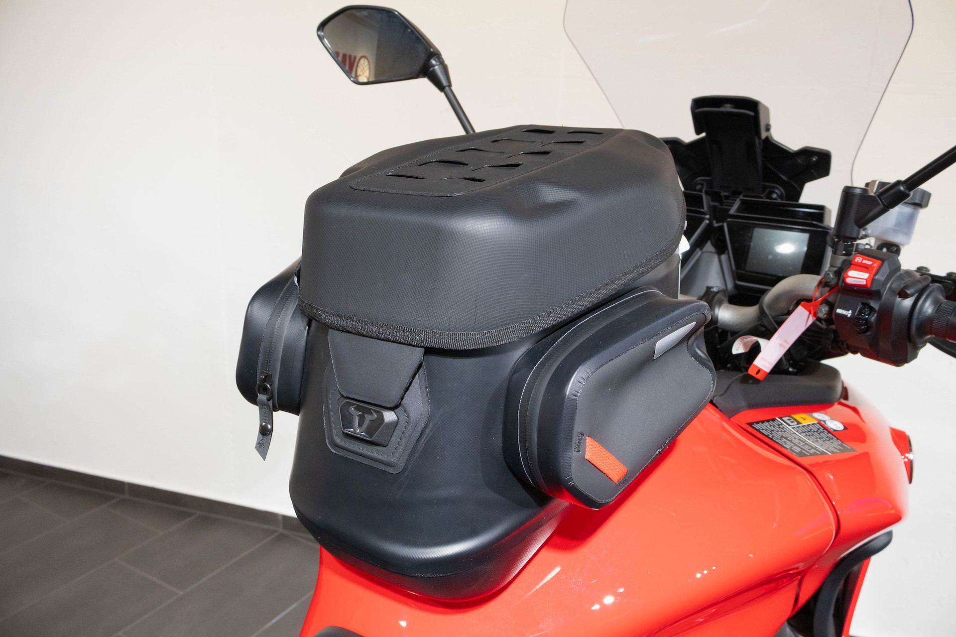 YAMAHA Tracer 9 SW Motech Edition-image-12