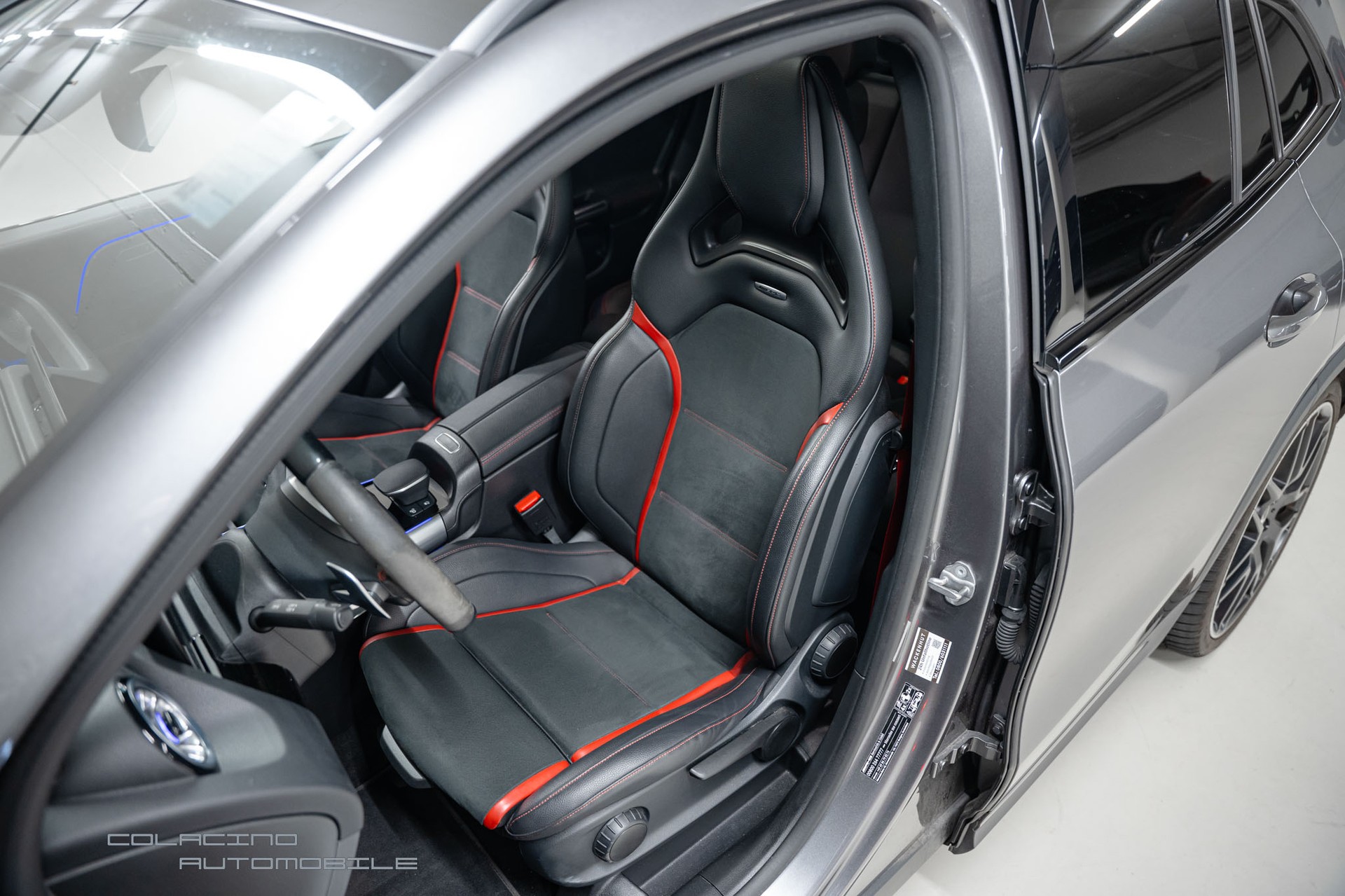 MERCEDES-BENZ GLA 45 S AMG 4Matic+ 8G-Speedshift DCT-image-14
