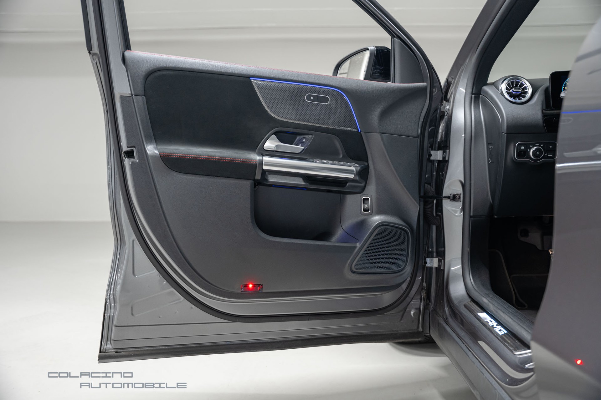 MERCEDES-BENZ GLA 45 S AMG 4Matic+ 8G-Speedshift DCT-image-18