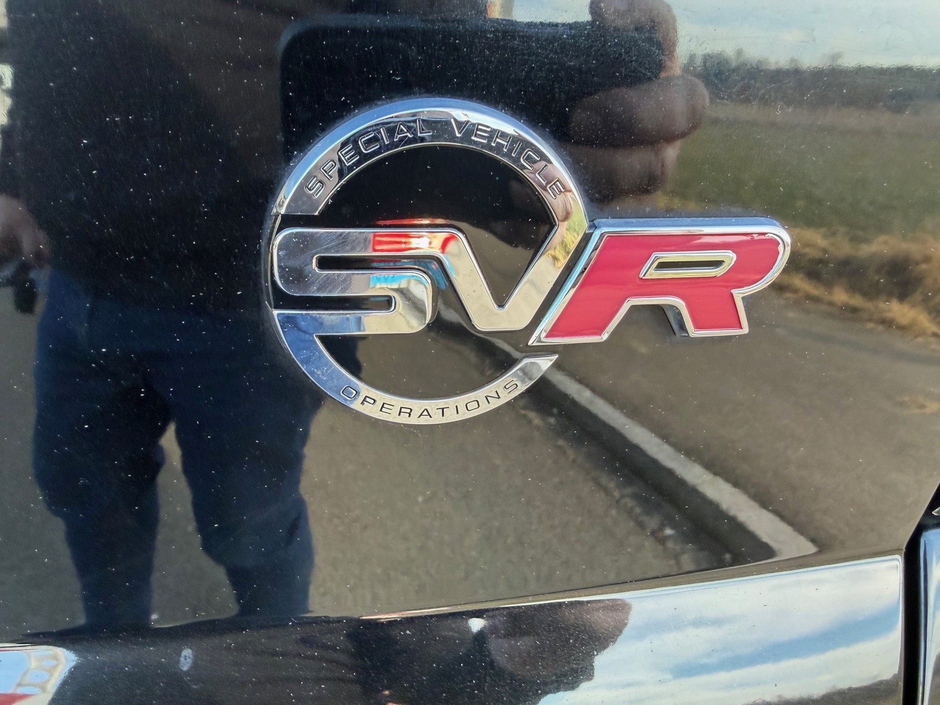 LAND ROVER Range Rover Sport 575 5.0 V8 S/C SVR Automatic-image-6