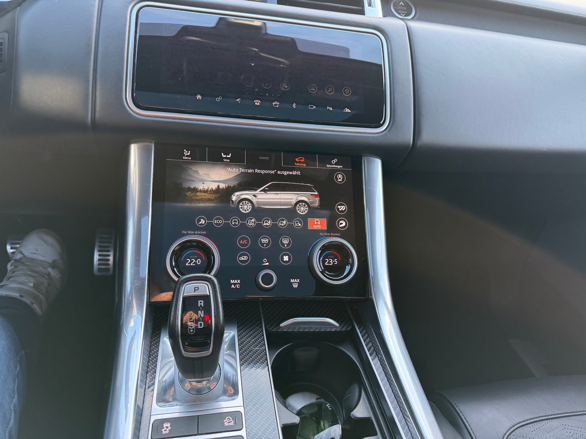 LAND ROVER Range Rover Sport 575 5.0 V8 S/C SVR Automatic-image-16
