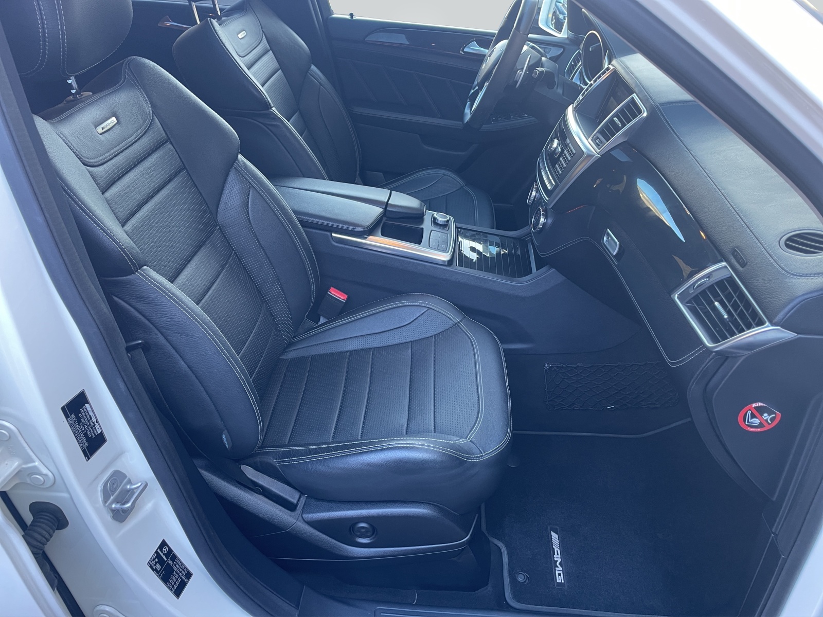 MERCEDES-BENZ ML 63 AMG Executive 4Matic Speedshift-image-7