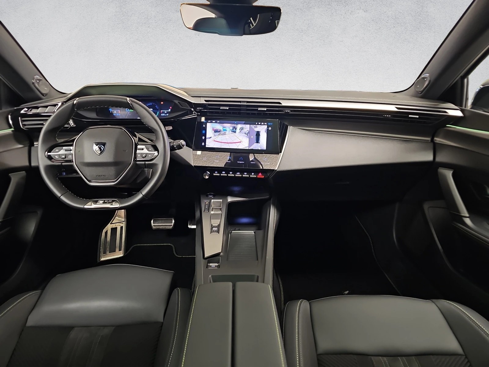 PEUGEOT 308 1.6 PHEV 225 GT Pack-image-5