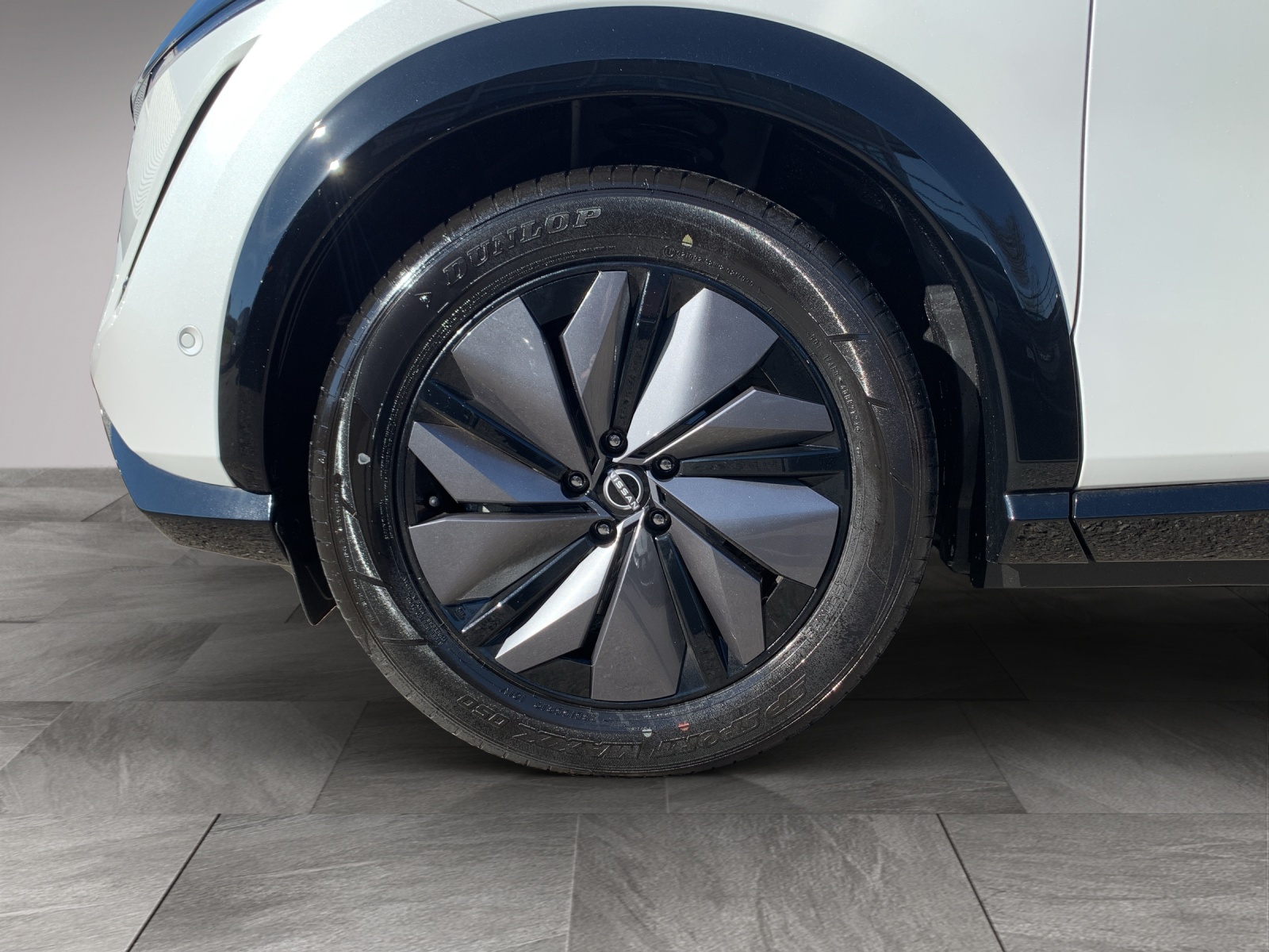 NISSAN Ariya Evolve e-4orce-image-8