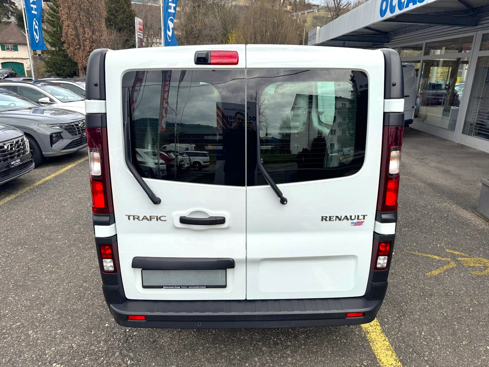 RENAULT Trafic Ene dCi120 2.0 Bus L1H1-image-14