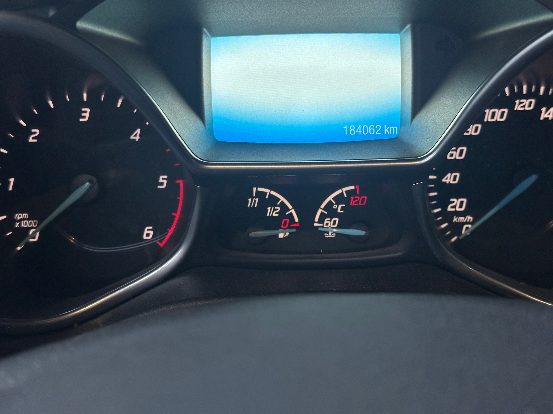 FORD Tourneo Connect 1.5 TDCi Titanium Powershift-image-15