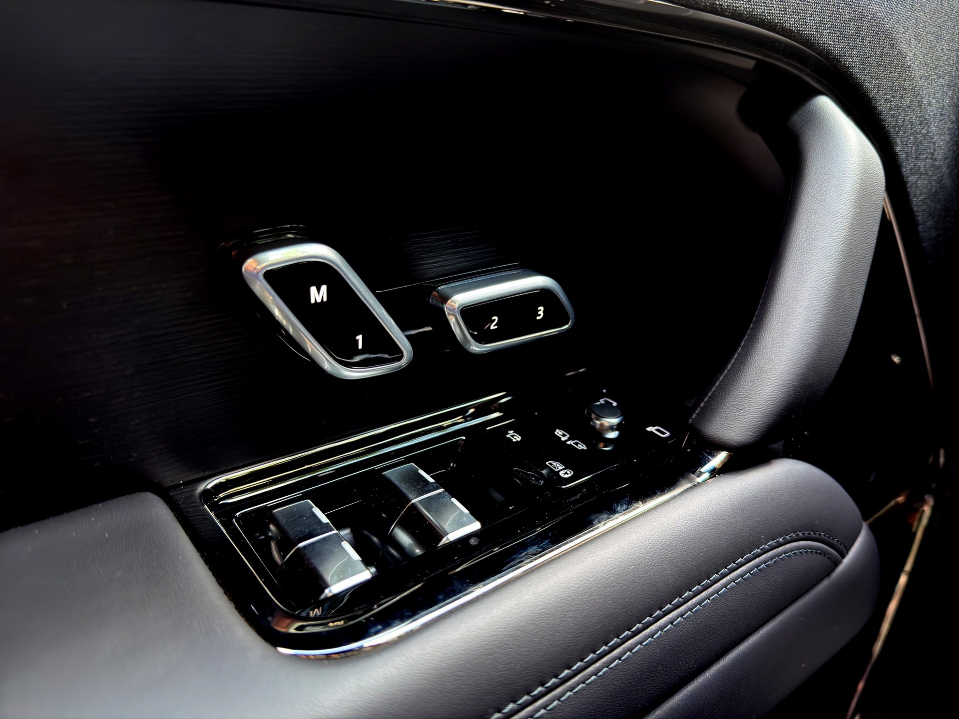 LAND ROVER Range Rover Sport P460e 3.0 Si6 PHEV Dynamic HSE Automatic-image-12
