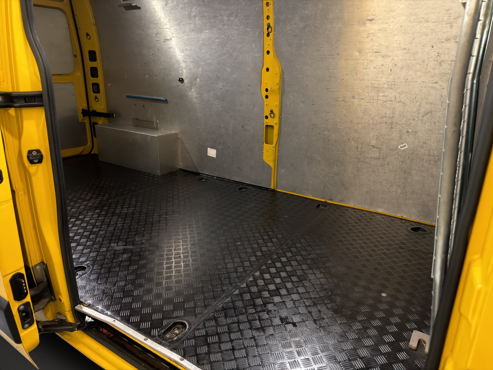 RENAULT RENAULT Master T35 2.3dCi 135 L3H2-image-11